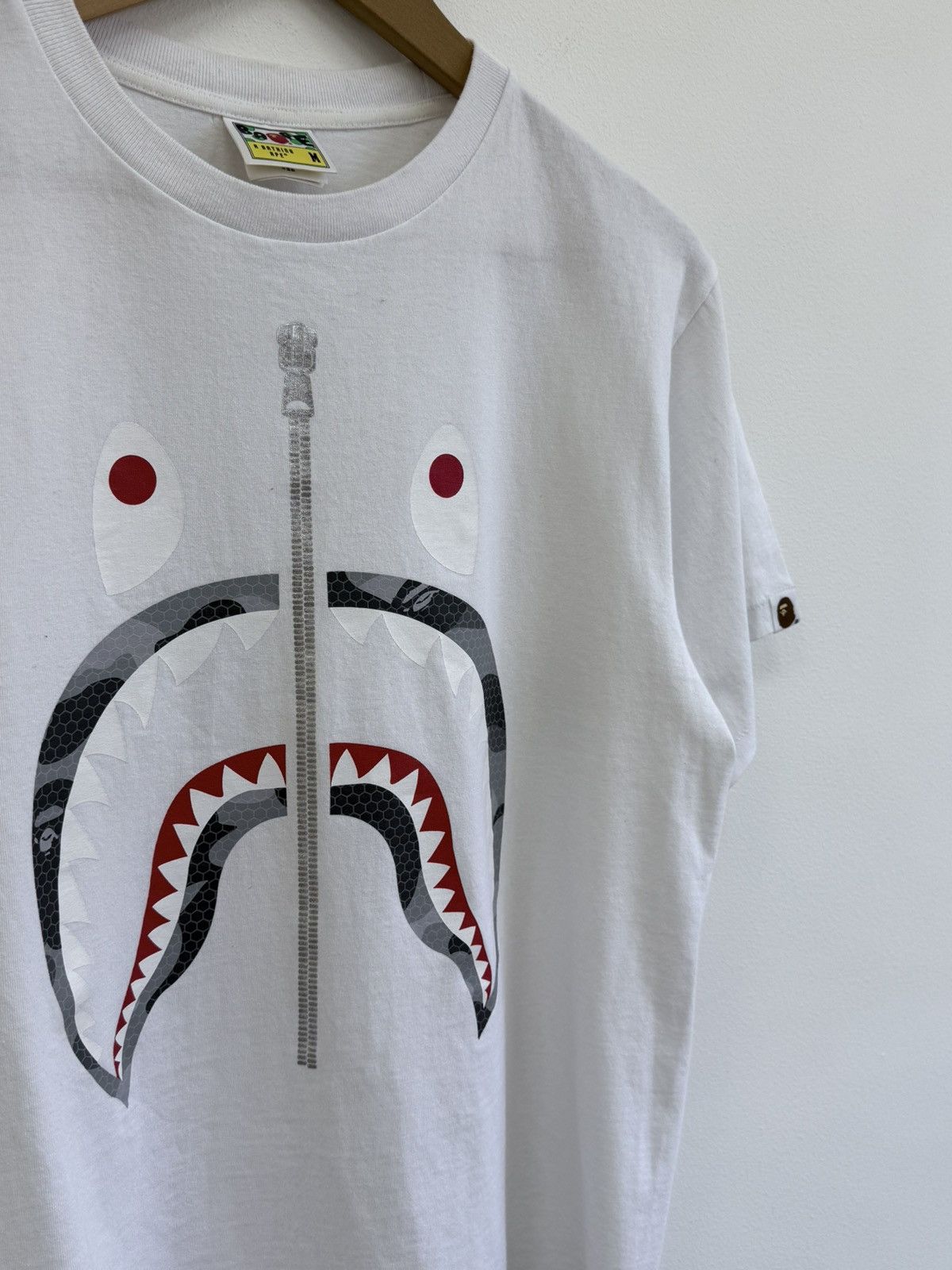 Bape Bape White Graphic T-Shirt Size US M / EU 48-50 / 2 - 2 Thumbnail
