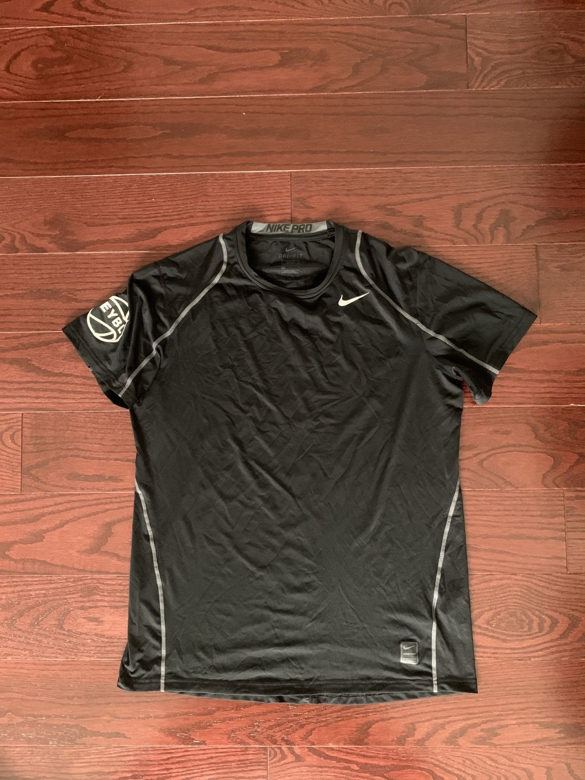 Nike Eybl Compression Top black Large