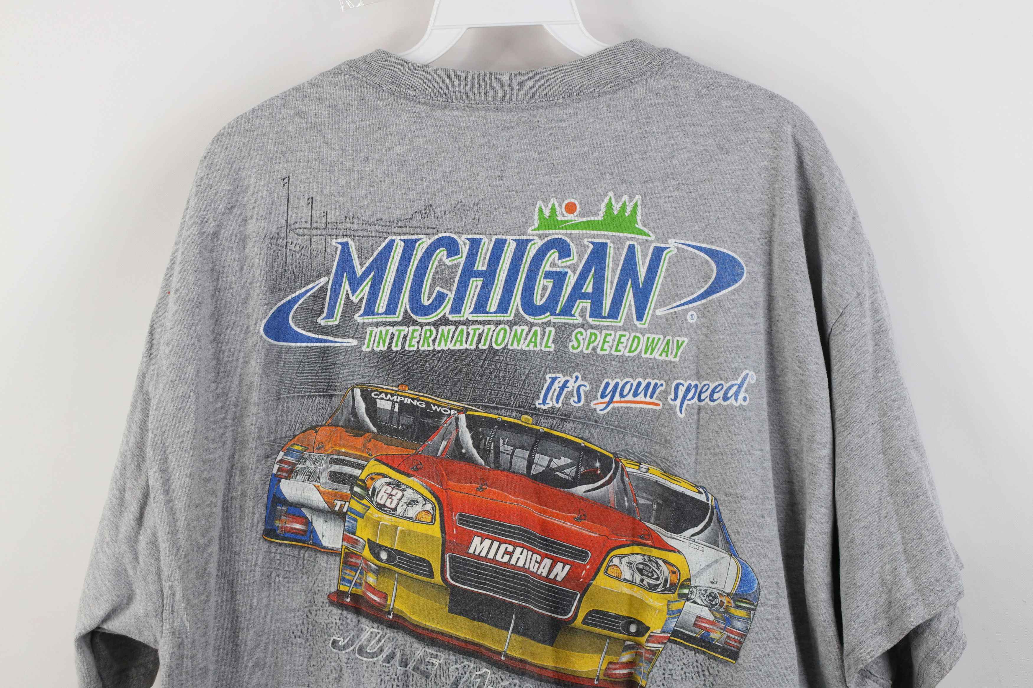 Vintage Vintage Y2K NASCAR Michigan International Speedway T-Shirt Size US XL / EU 56 / 4 - 15 Thumbnail