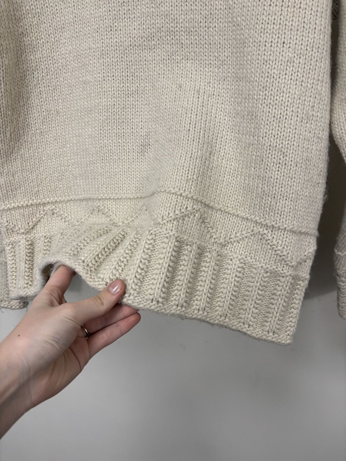 Uniqlo Uniqlo x JW Anderson Women’s Mock Neck Cream Knit Sweater Size XS / US 0-2 / IT 36-38 - 9 Thumbnail