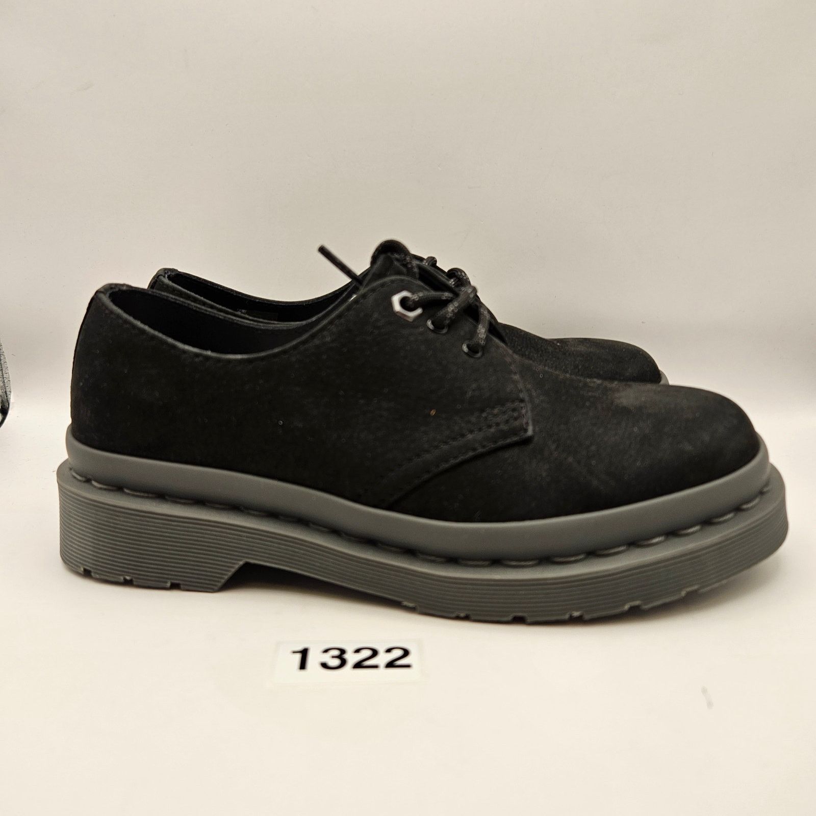 Dr. Martens DR. MARTEN'S WOMEN'S 6 NUBUCK 1461 BLACK SUEDE OXFORD NWOB Size US 6 / IT 36 - 4 Thumbnail