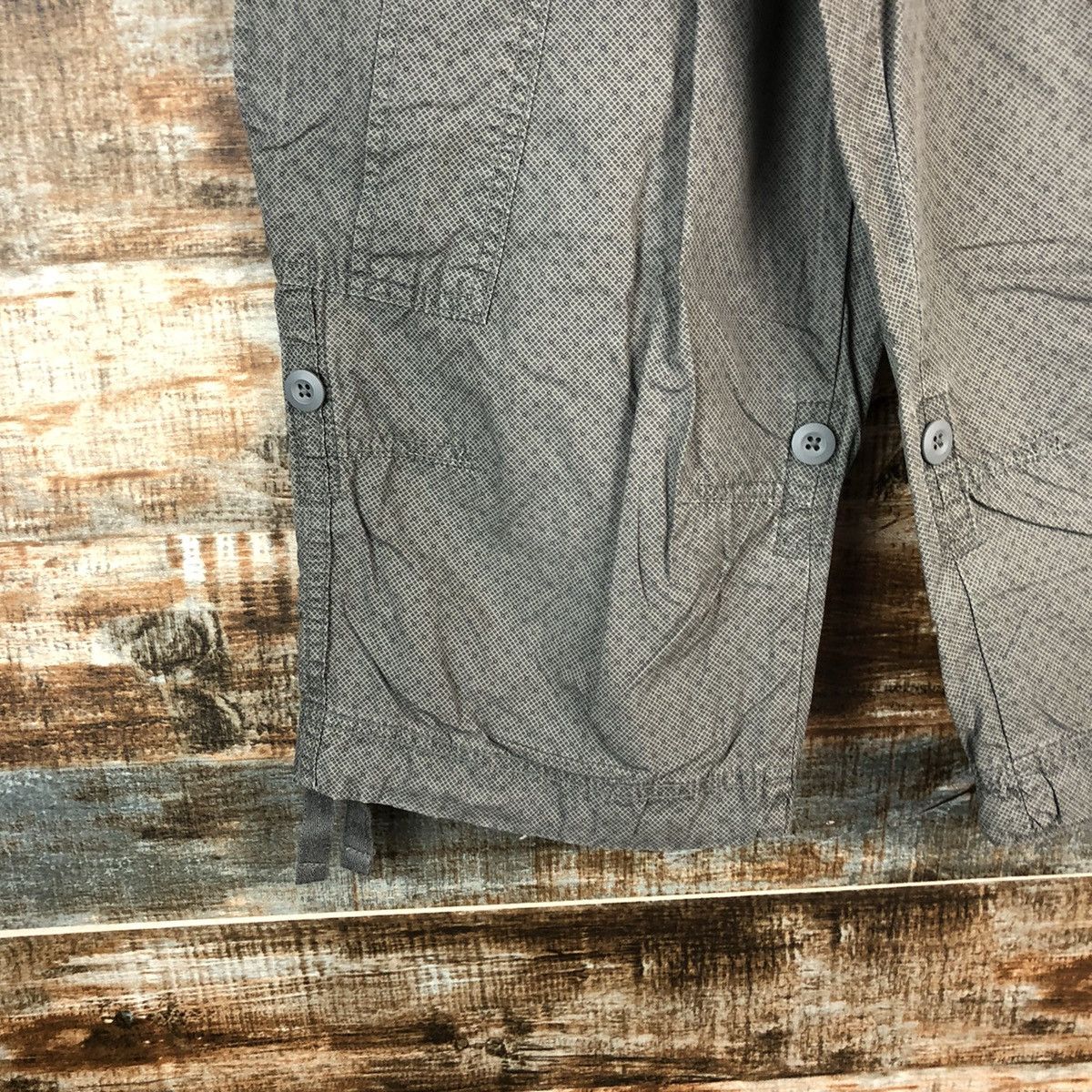 Japanese Brand Uniqlo Grey Multipocket cargo Cropped short Pants #A2419 Size US 28 / EU 44 - 11 Thumbnail