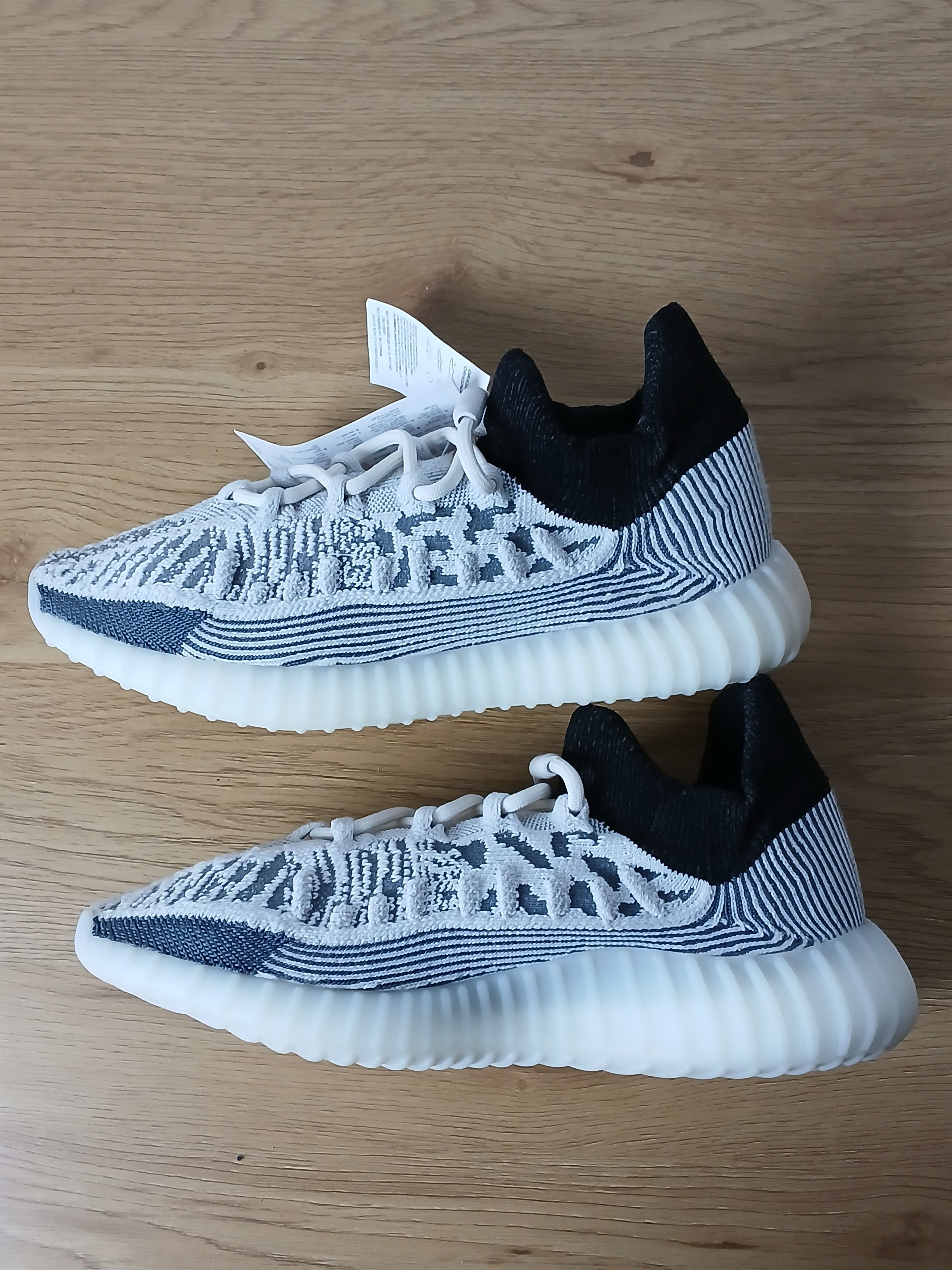 Adidas Adidas Yeezy 350 V2 CMPCT Sneakers Size US 8 / EU 41 - 2 Thumbnail