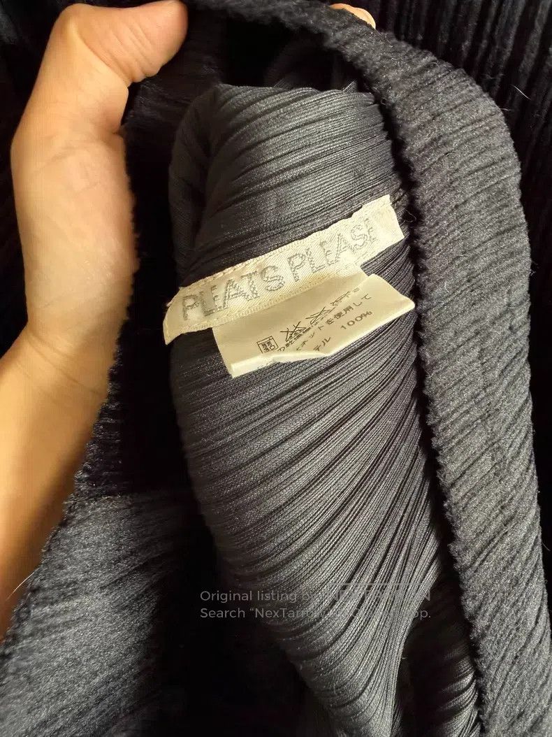 Issey Miyake Issey Miyake Black Ruffle Top Size L / US 10 / IT 46 - 8 Thumbnail