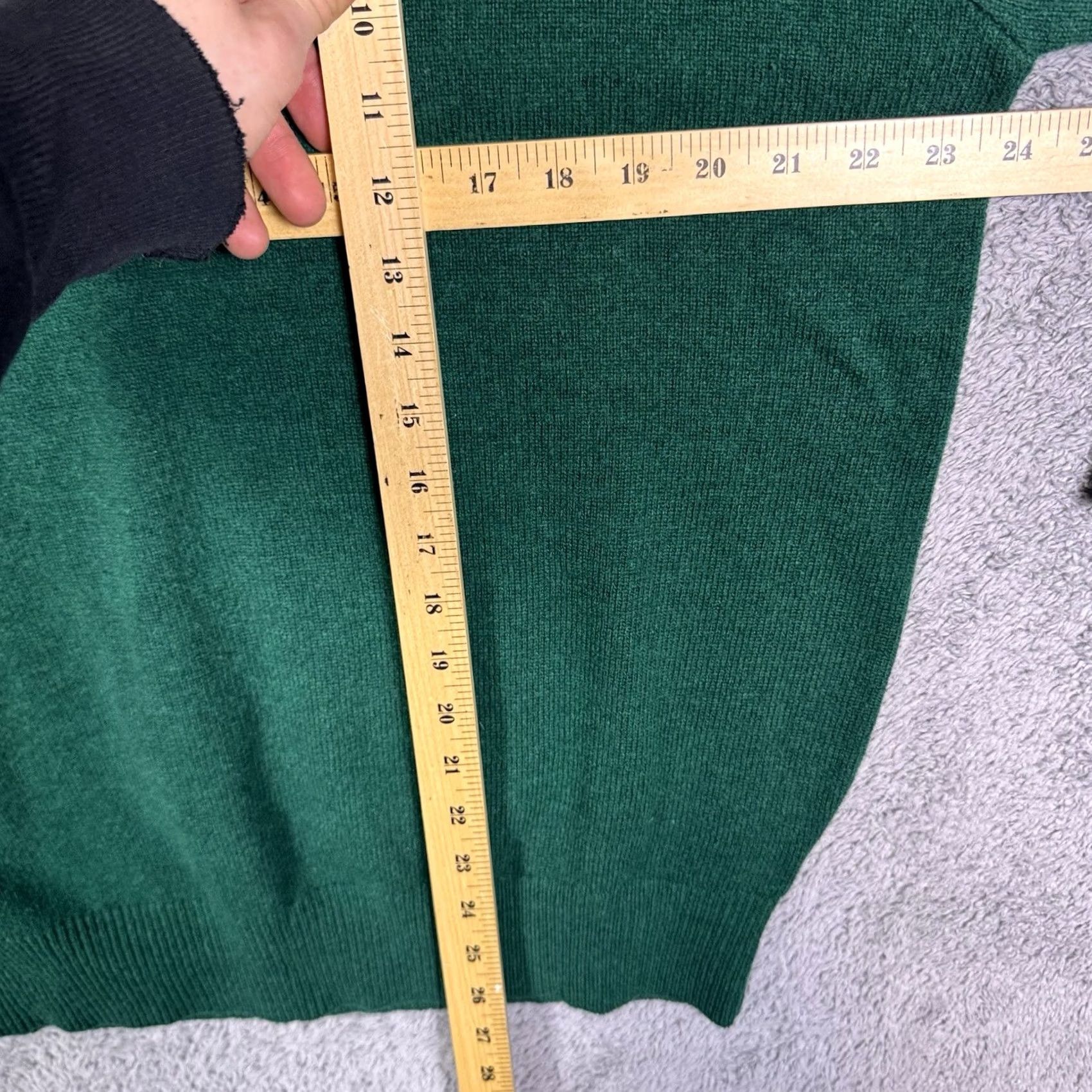 Polo Ralph Lauren VINTAGE Polo Ralph Lauren Sweater Mens XL Wool Lambswool V-Neck Green Pony 90s Pullover Knit Regular Logo 100% Authenticity Size US XL / EU 56 / 4 - 7 Thumbnail