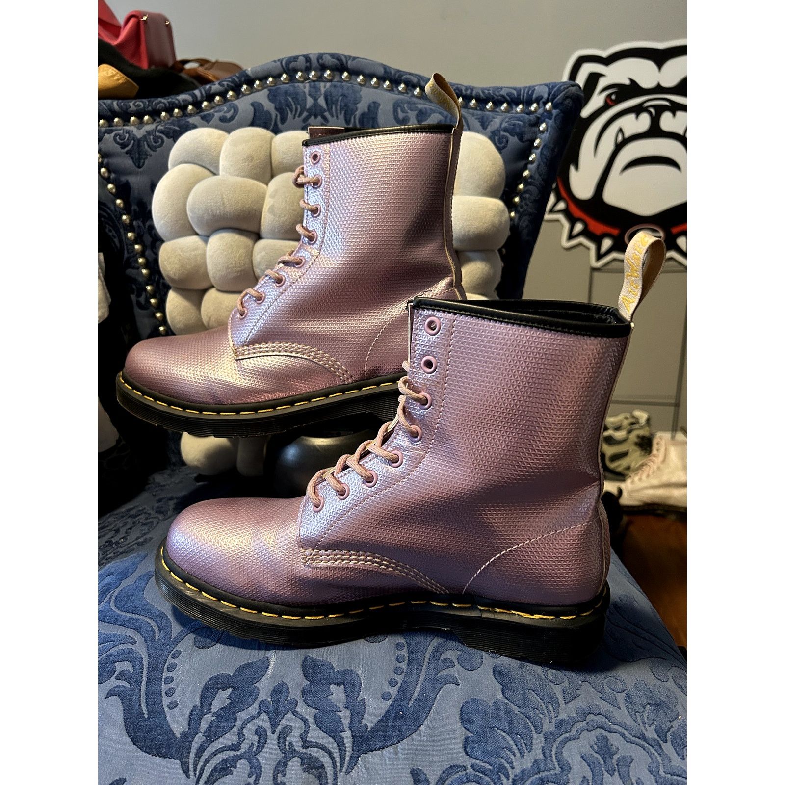 Dr. Martens Dr Martens Vegan 1460 Metallic Lavendar Emboss size 11/EU 43 Size US 11 / IT 41 - 2 Thumbnail