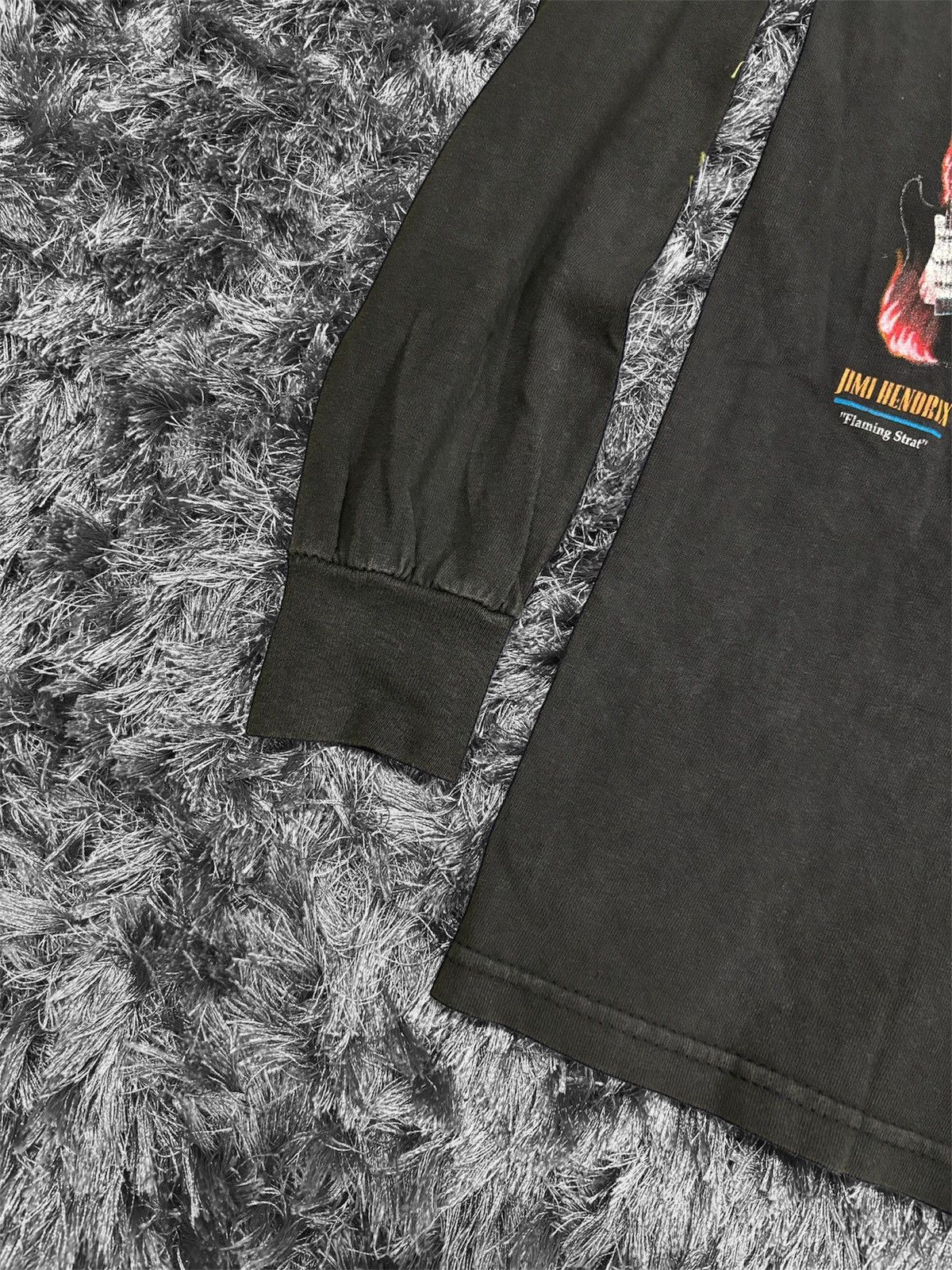 Almost Famous Vtg Vintage 1999 Famous Guitars Shirt Long Sleeve Size US XS / EU 42 / 0 - 5 Thumbnail