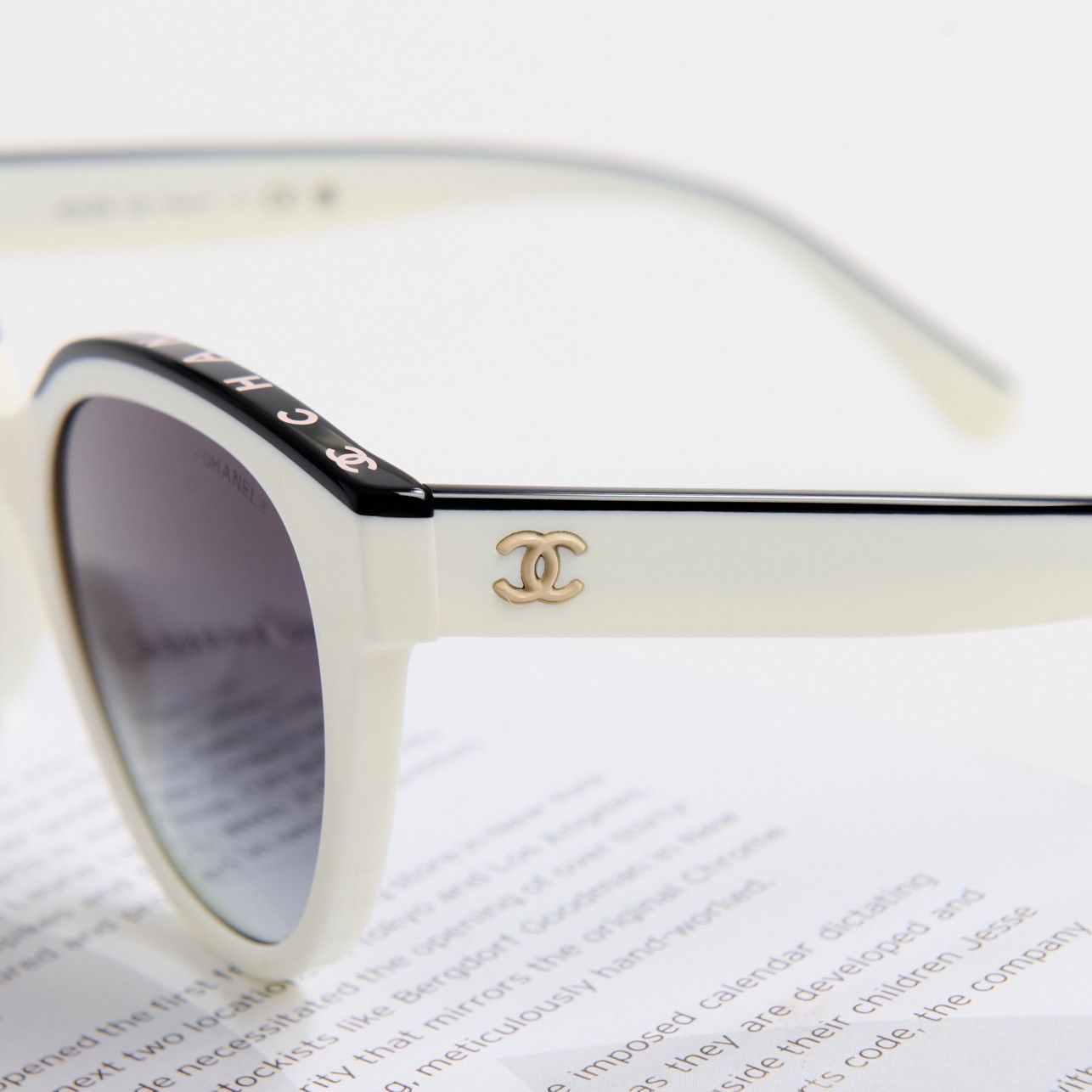 Chanel CHANEL 0CH5414 1763S6 SUNGLASSES Size ONE SIZE - 3 Thumbnail