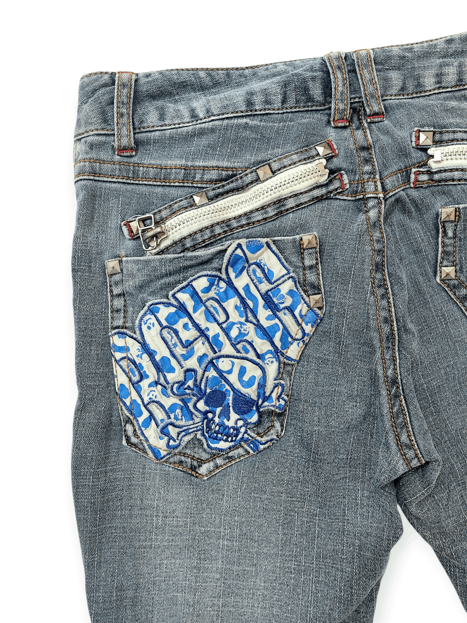 Vintage BCBG Embroidery Skulls Design Pocket Cropped Pants Size 27" / US 4 / IT 40 - 1 Thumbnail