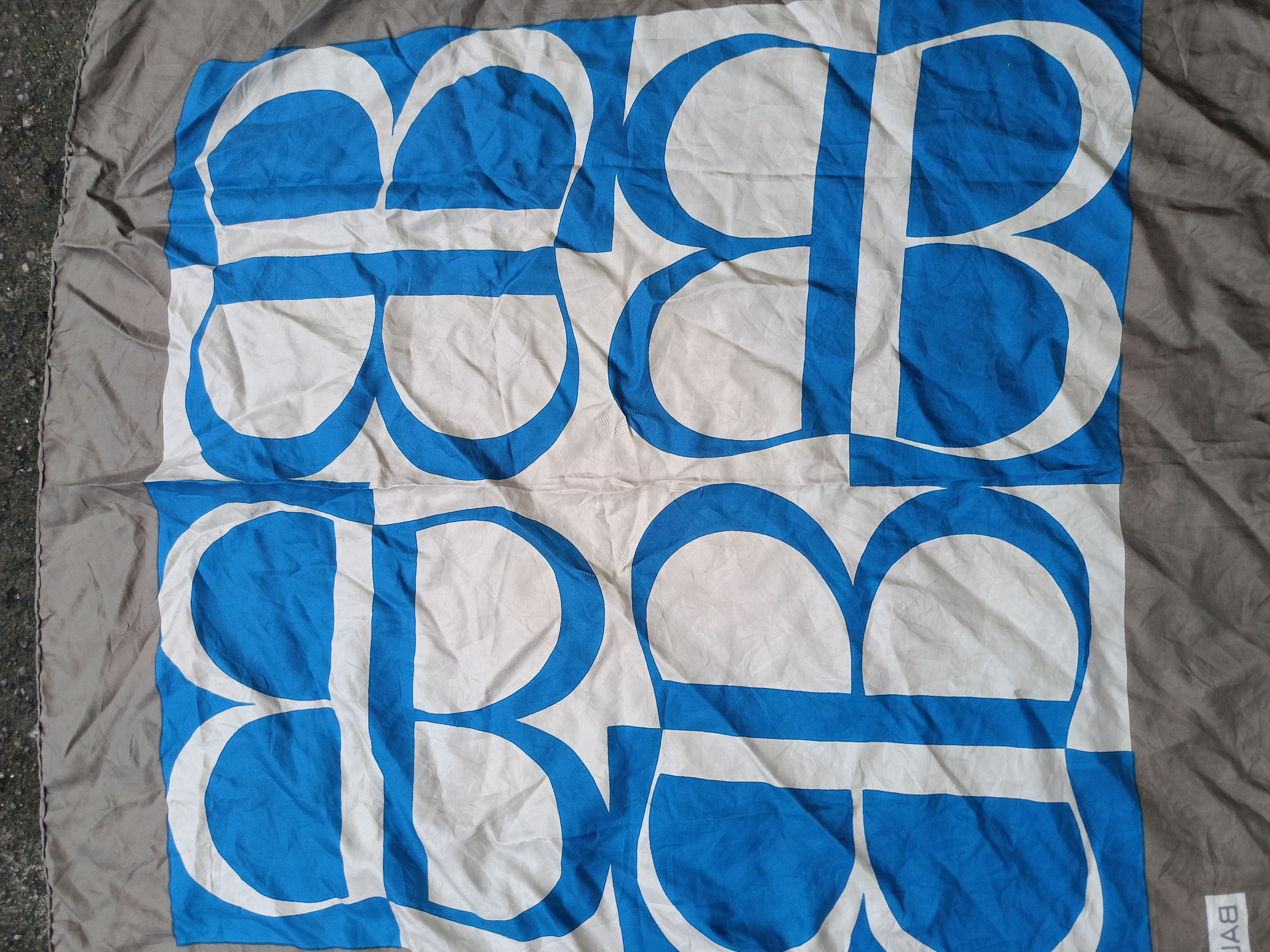 Balenciaga Vintage Balenciaga Scarves Silk Size ONE SIZE - 6 Thumbnail