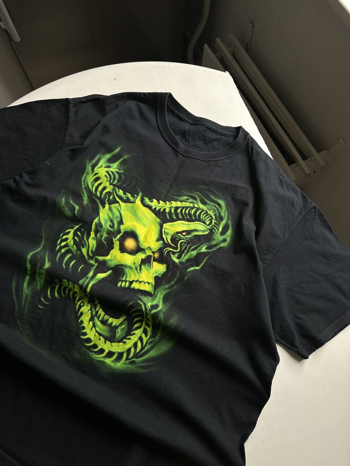 Other Vintage Y2K Fire Skull and Dragon Rock Tee Size US XL / EU 56 / 4 - 4 Thumbnail