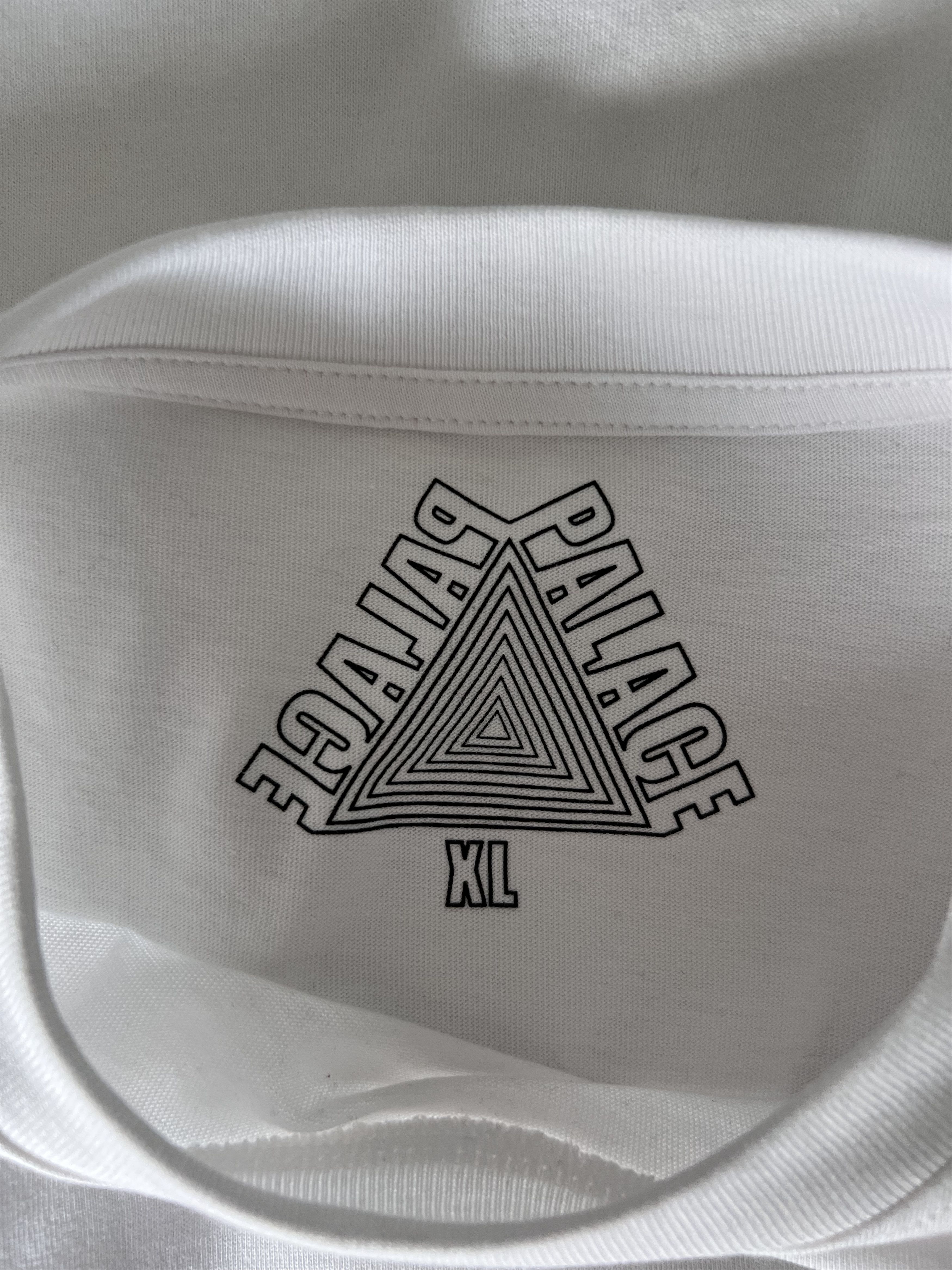 Palace Palace Palaska Tee in White Size US XL / EU 56 / 4 - 6 Thumbnail