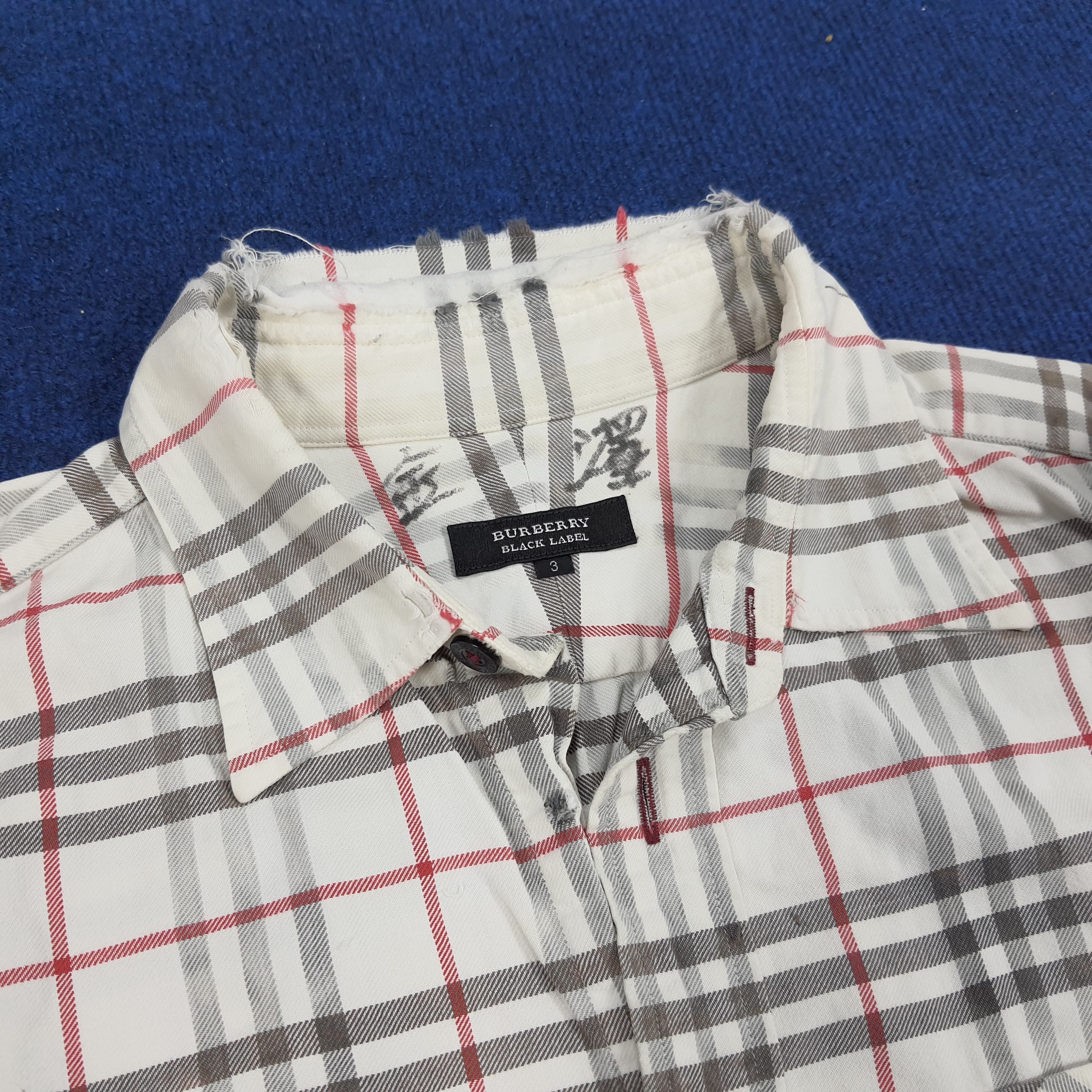 Burberry × Vintage Vintage Burberry Black Label Tartan Button Up Shirt Size US L / EU 52-54 / 3 - 4 Thumbnail