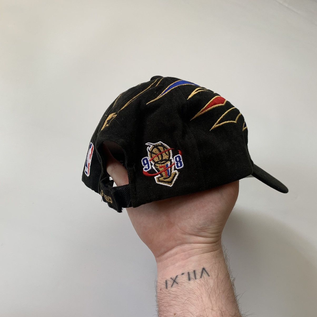 NBA Vintage Chicago Bulls 1998 starter cap champion nba Size ONE SIZE - 6 Thumbnail