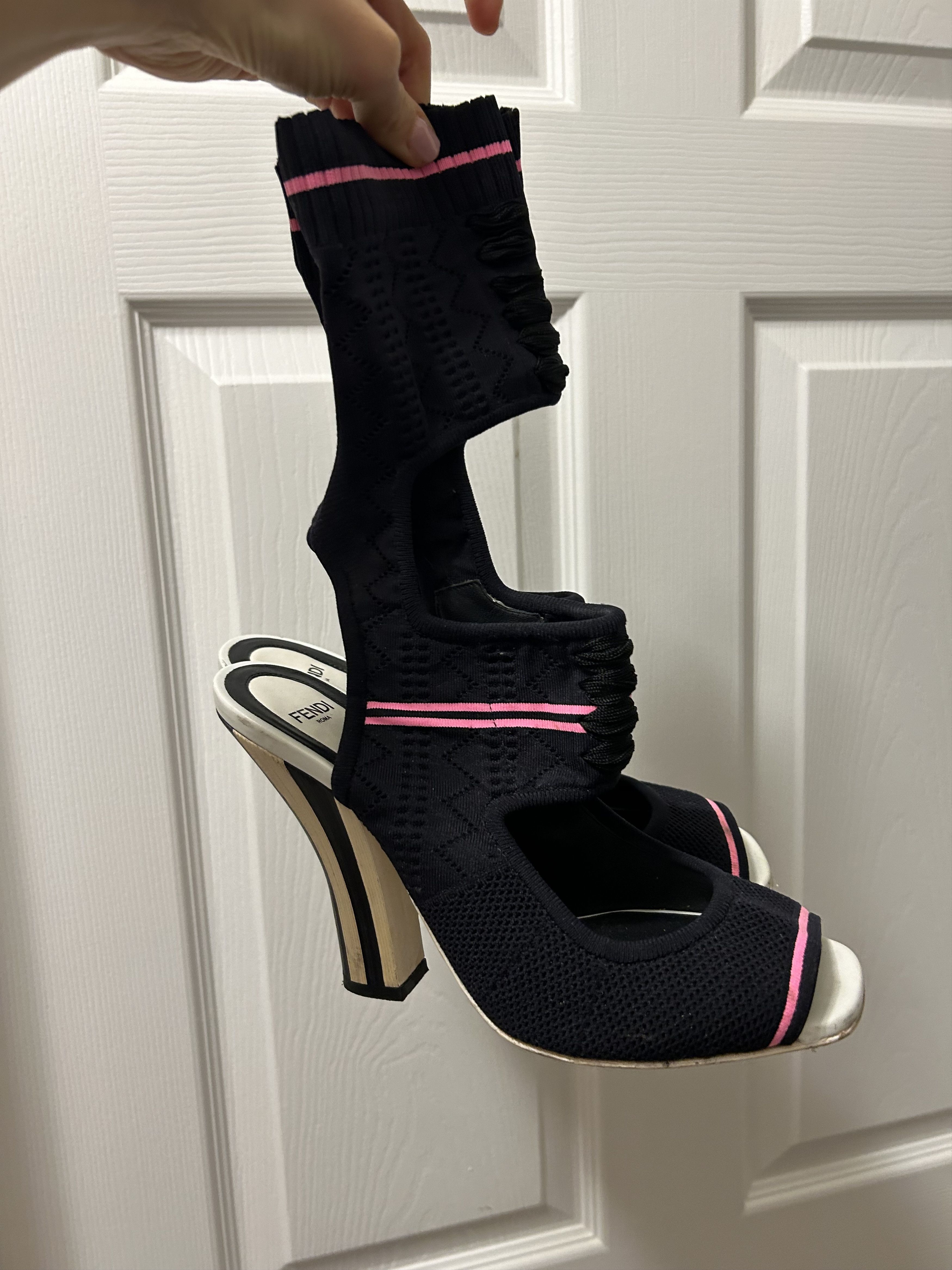 Fendi Fendi Black and Pink Sock Mules Size US 9 / IT 39 - 5 Thumbnail