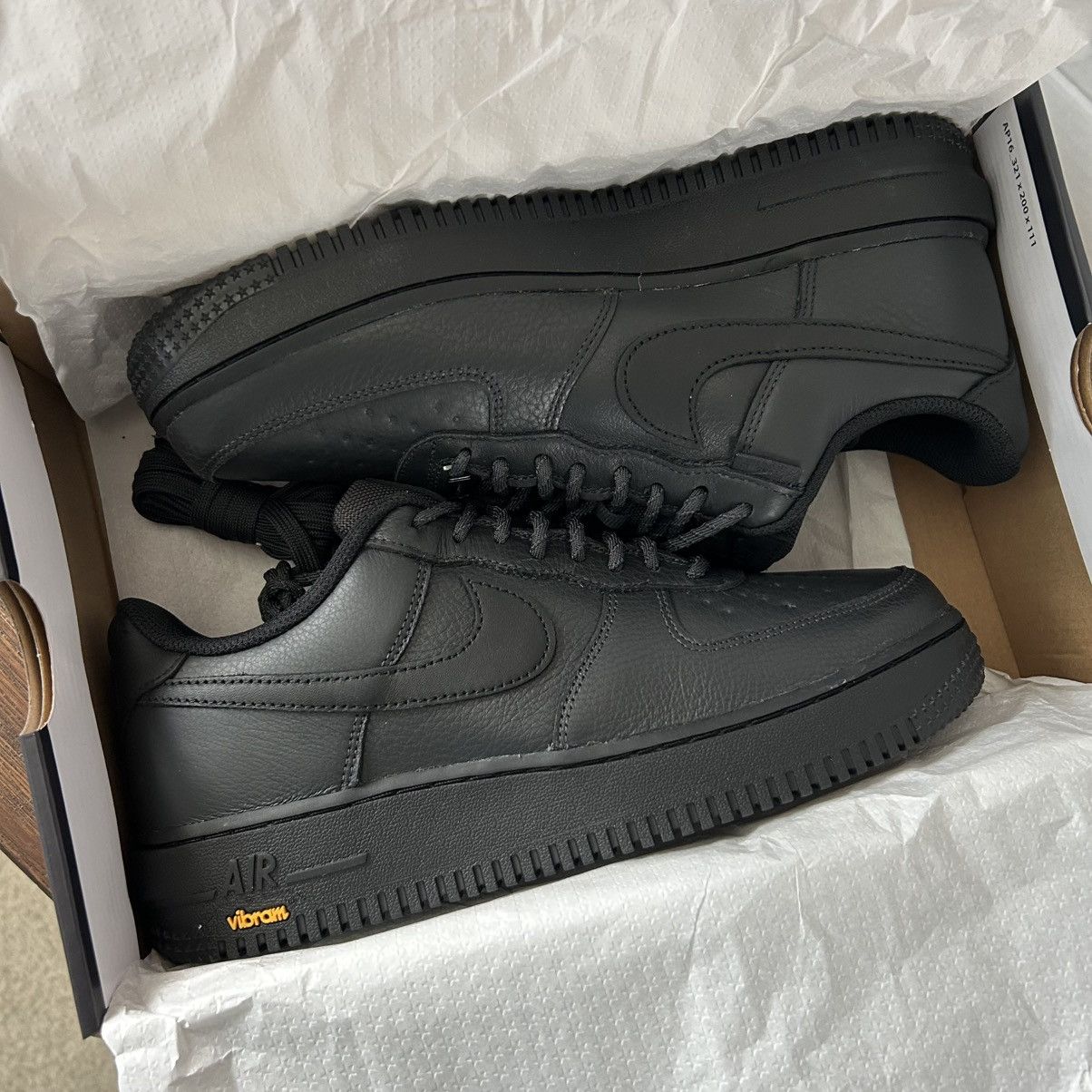 Nike Nike Air Force 1 GTX Vibram Triple Black Non-Slip M8/W9.5 Size US 8 / EU 41 - 9 Thumbnail