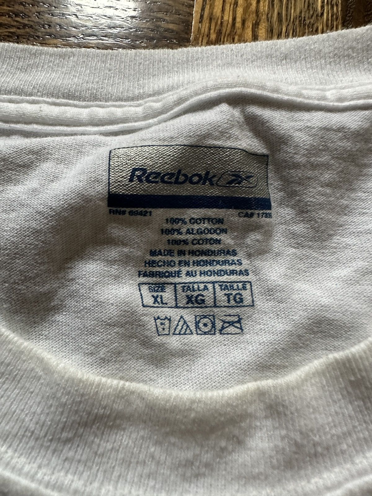 Reebok × Vintage 2004 Reebok Detroit Pistons NBA Championship Graphic Tee Size US XL / EU 56 / 4 - 5 Thumbnail
