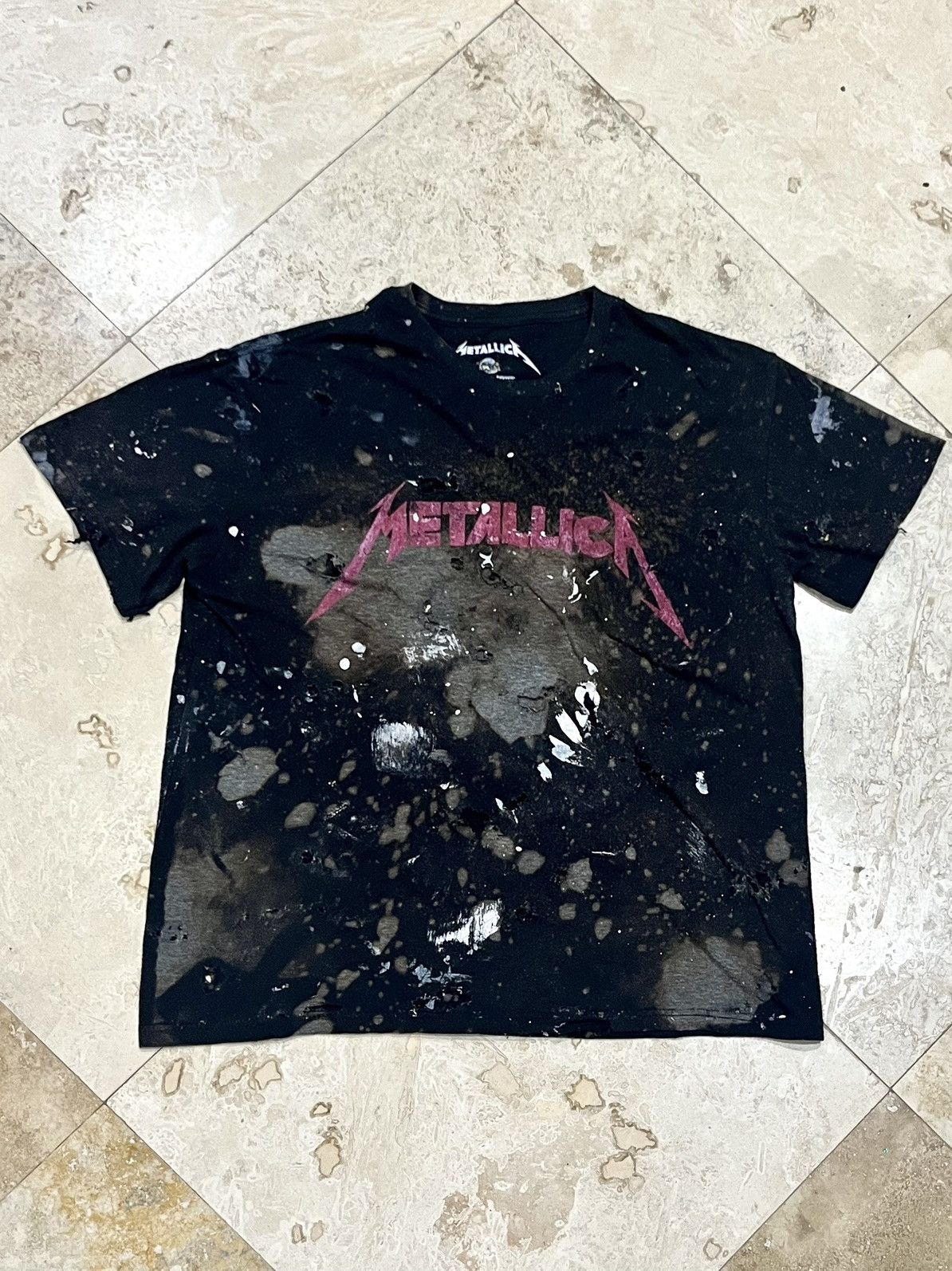Band Tees × Metallica Y2K THRASHED Metallica Metal Rock Band Tee Size US M / EU 48-50 / 2 - 1 Thumbnail