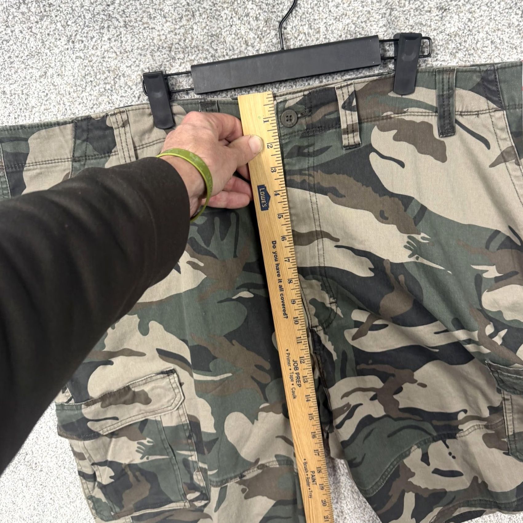 Wrangler Wrangler Cargo Shorts 48x9.5 Relaxed Fit Woodland Camo Epic Soft Skater Gorpcore Men Cargo Short Camouflage Green 90s? Size US 32 / EU 48 - 7 Thumbnail