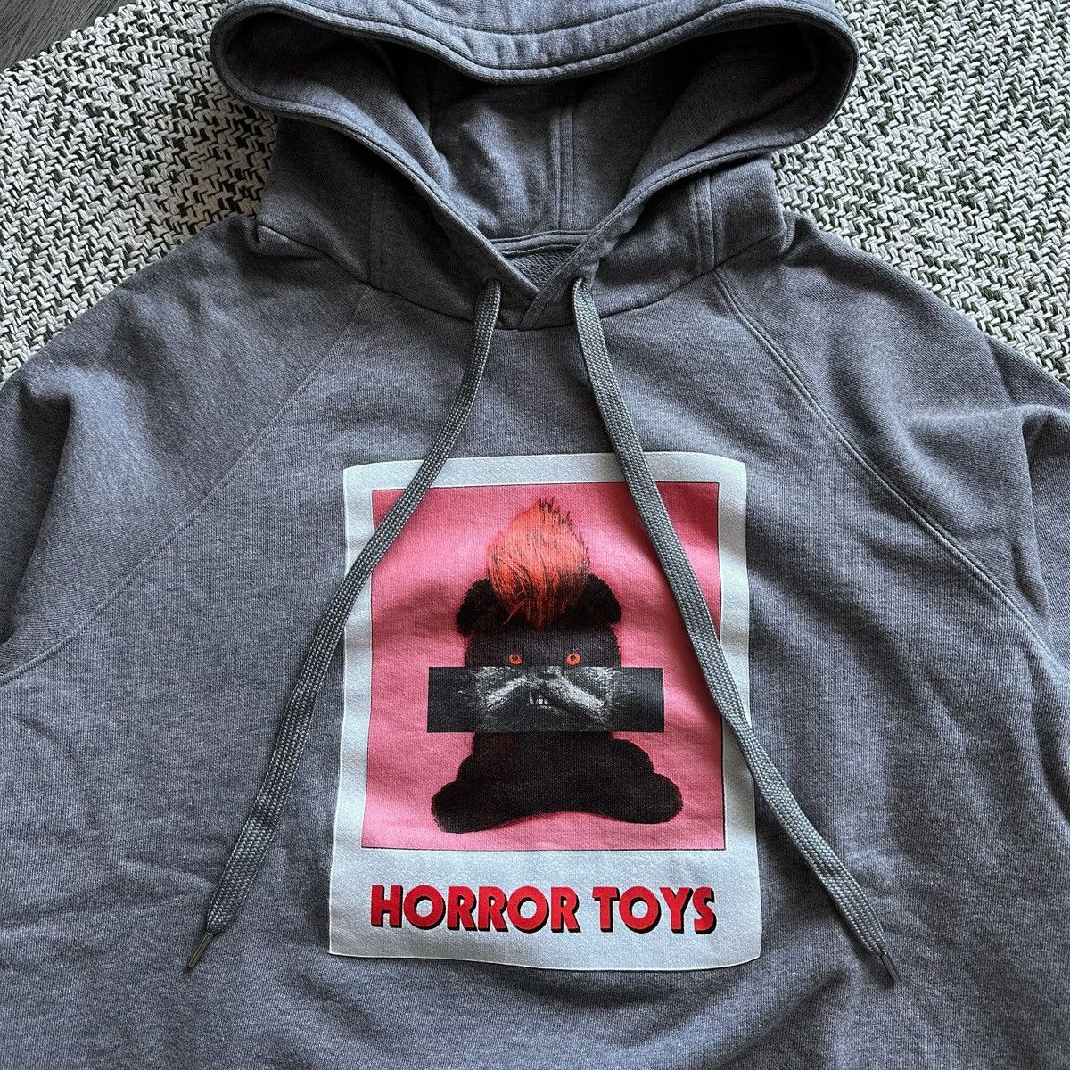 Neil Barrett Rare Deadstock Neil Barrett Horror Toys Print Hoodie Size US L / EU 52-54 / 3 - 3 Thumbnail