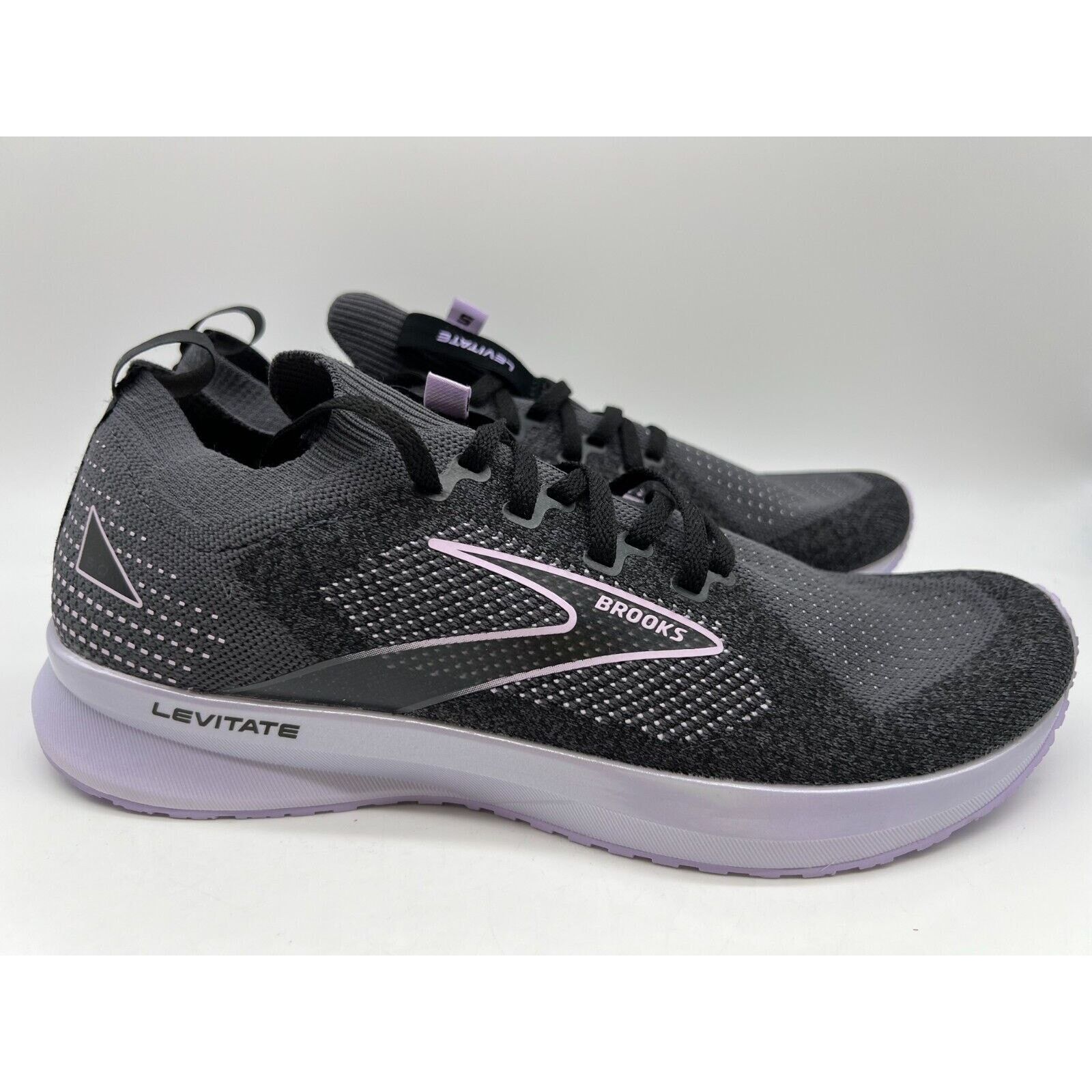 Brooks Women's Levitate Stealthfit 5 Black Running Size 11B
