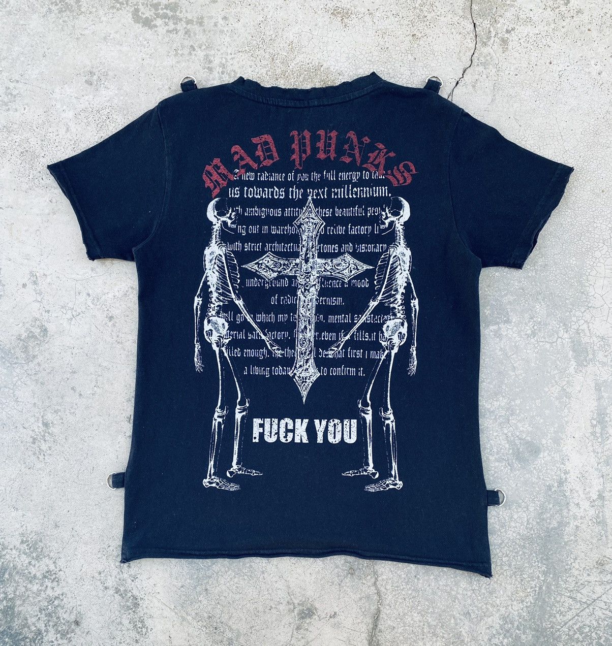 Japanese Brand Vintage Mad Punk Acid Jazz Men Fuck You Distressed Tees Size US S / EU 44-46 / 1 - 2 Thumbnail