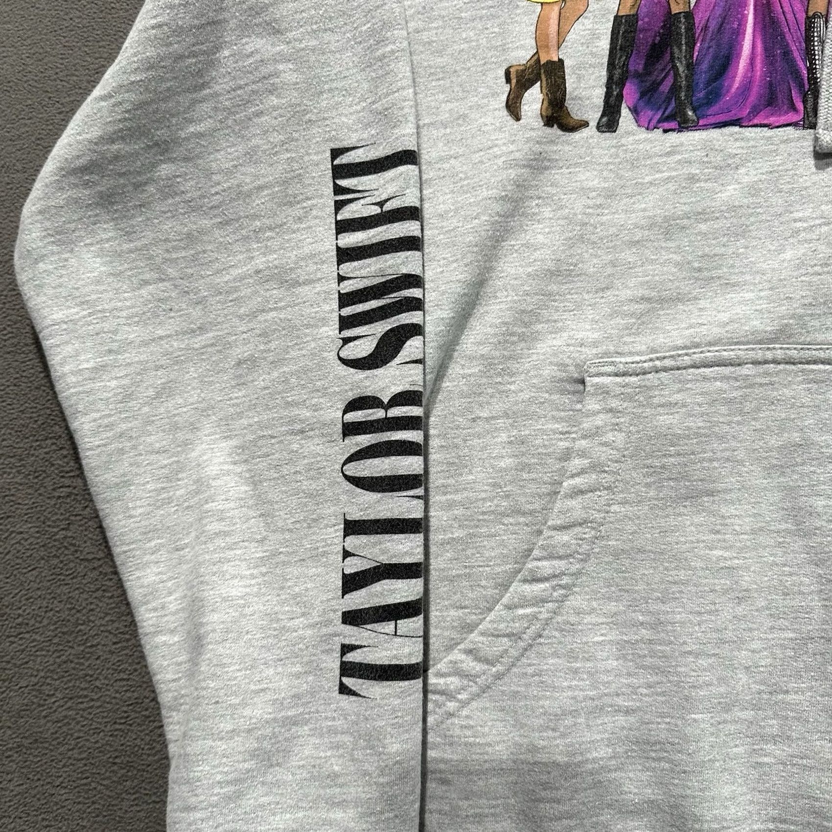 Vintage Taylor Swift Hoodie Womens Medium Gray Lover Era Graphic Print EUC Size M / US 6-8 / IT 42-44 - 4 Thumbnail