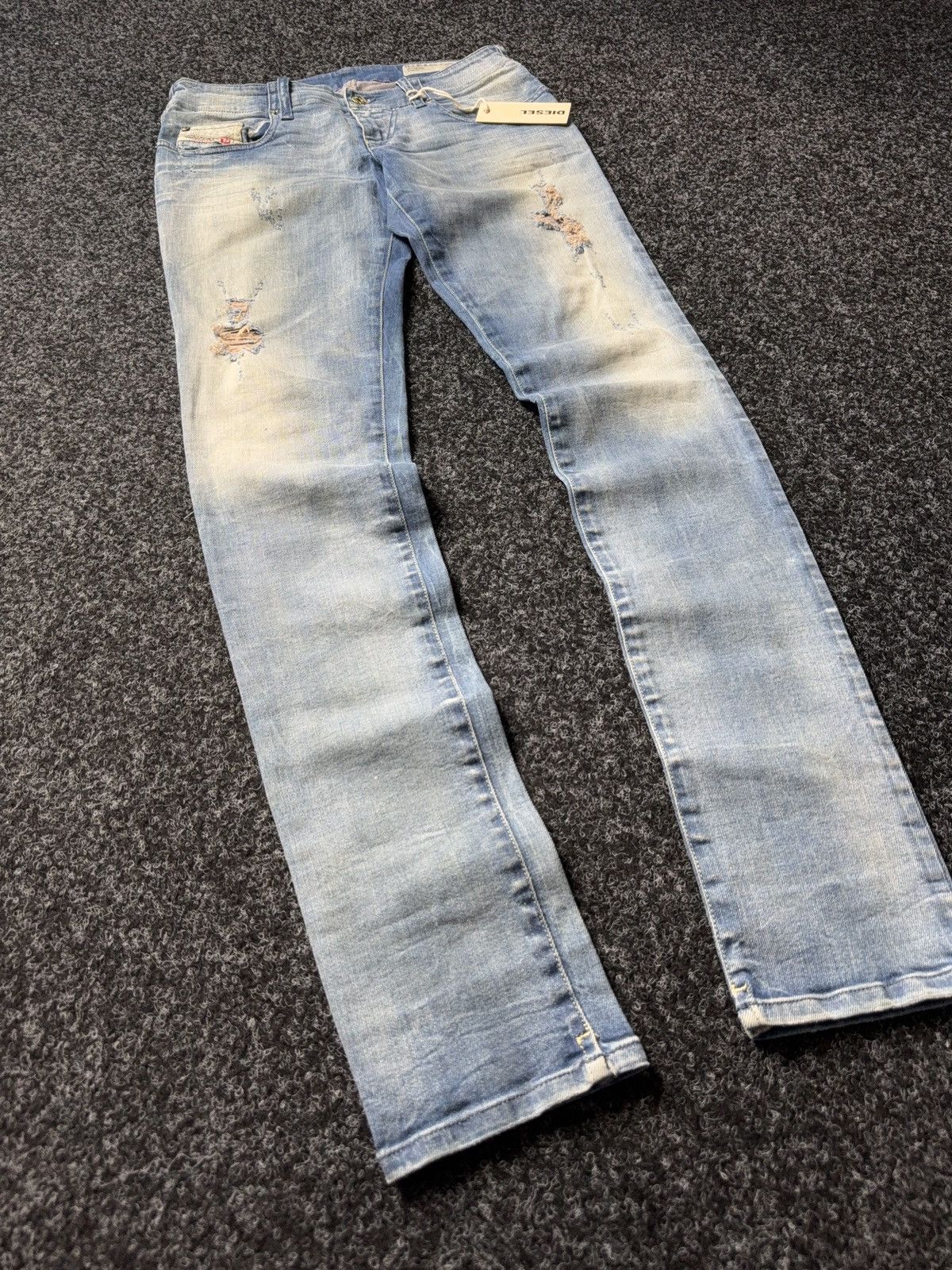 Diesel Luxury 00s Diesel Grupee Distressed Super Slim Skinny Jeans Size 28" / US 6 / IT 42 - 2 Thumbnail