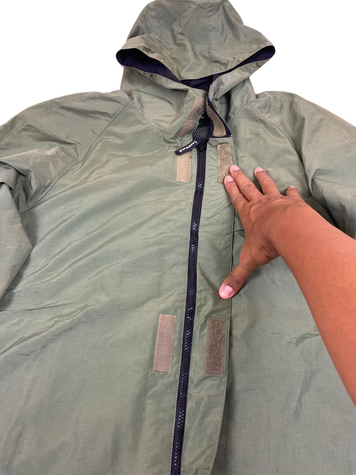 Airwalk Vintage Airwalk Green Hooded Windbreaker Size US L / EU 52-54 / 3 - 5 Thumbnail