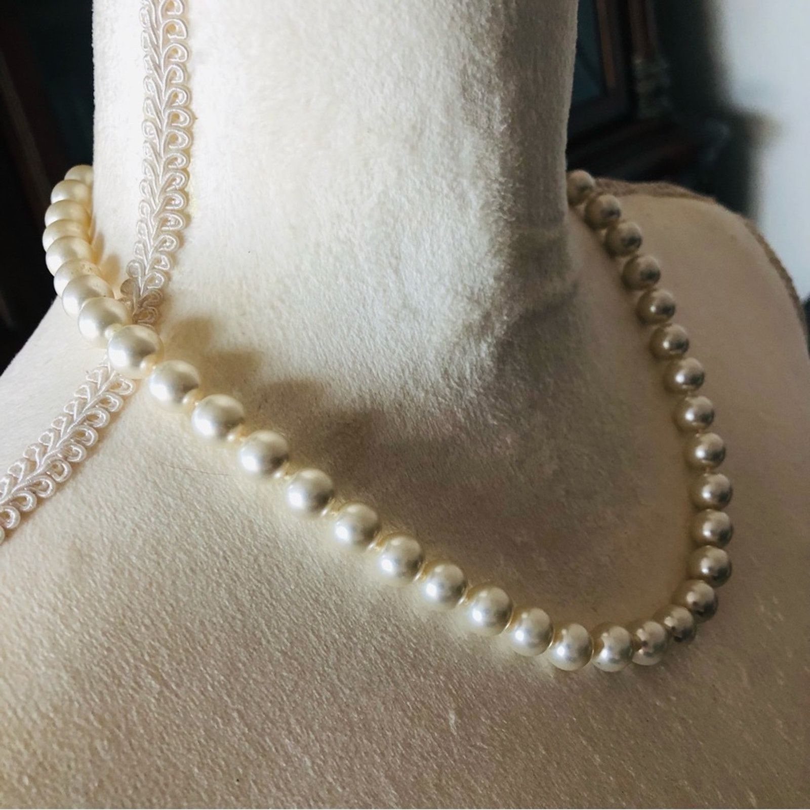 Vintage Vintage cream heavy knotted glass pearl necklace Size ONE SIZE - 4 Thumbnail