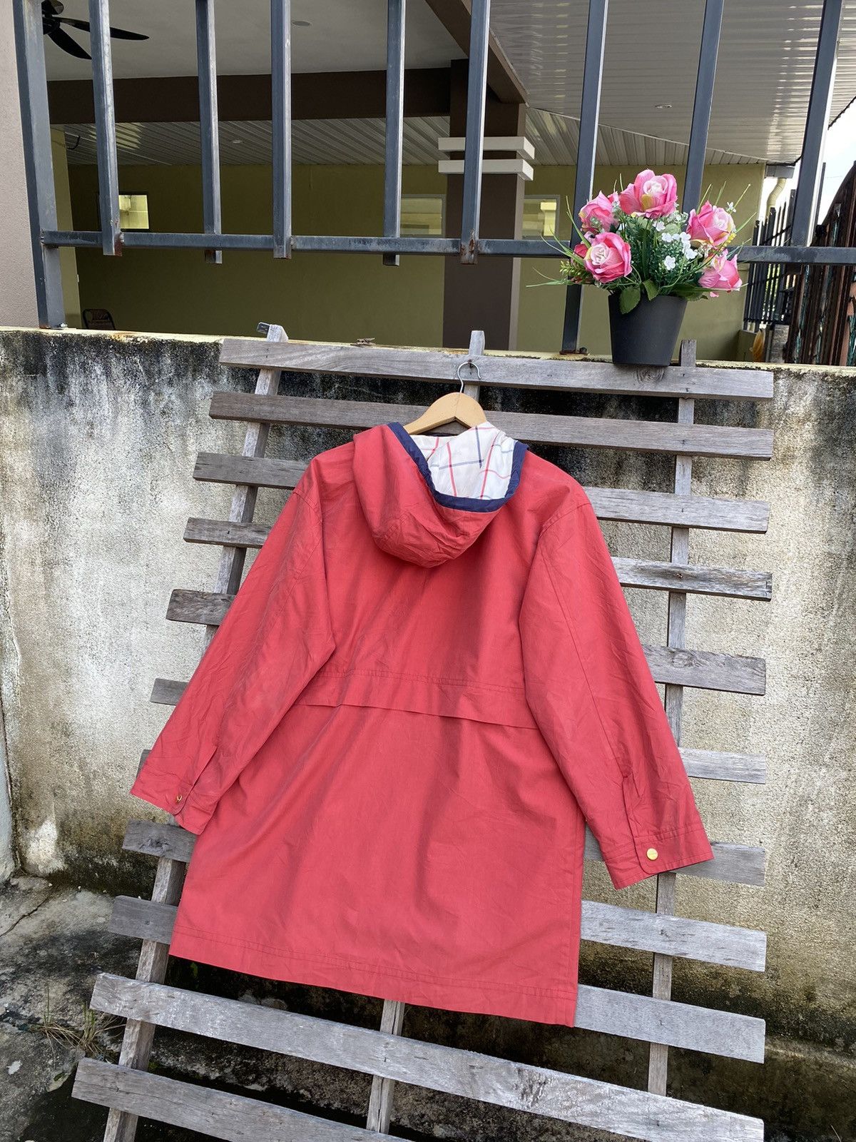 Burberry × Designer × Vintage 🔥 Steals 🔥 Vintage Burberry Parka Jacket Size US L / EU 52-54 / 3 - 7 Thumbnail