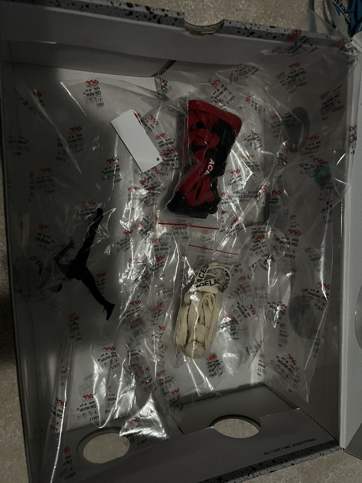 Jordan Brand × Off-White Off white Jordan 5 Size US 11 / EU 44 - 20 Thumbnail