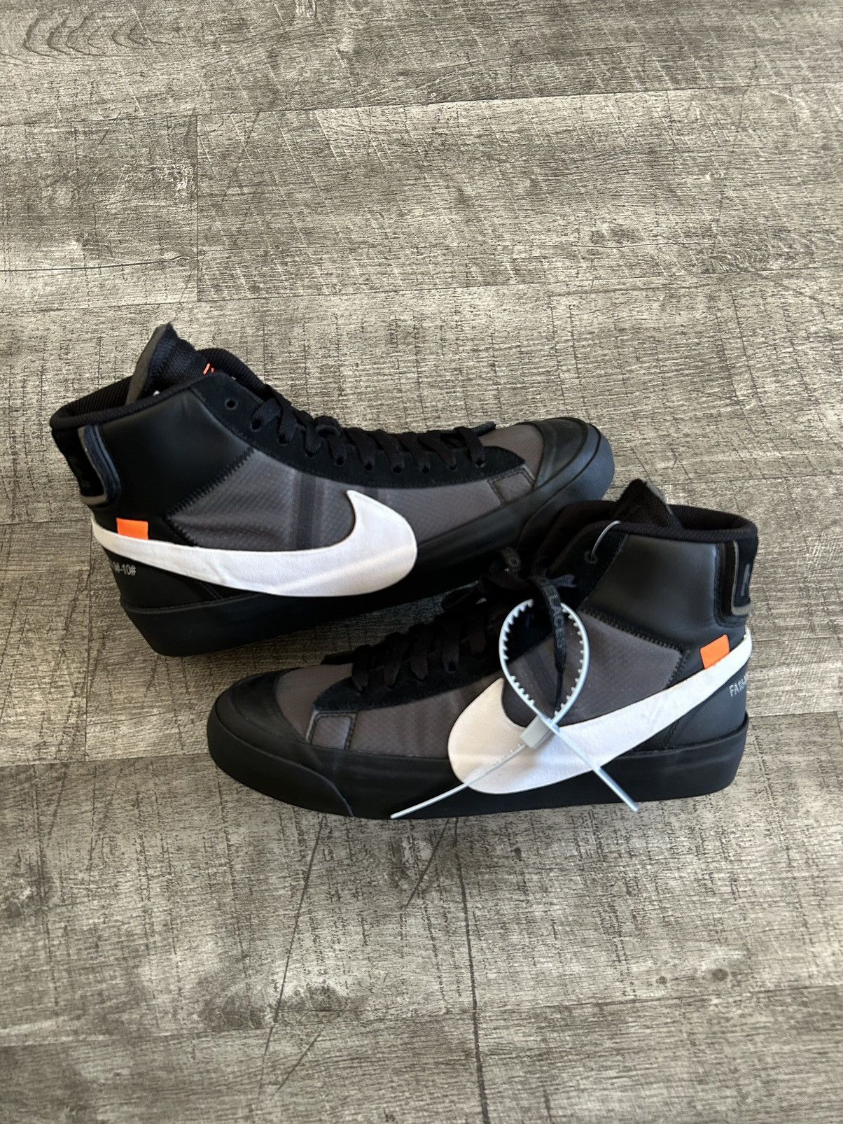 Nike × Off-White 2018 The Ten Blazer High Grim Reaper SZ 9 Size US 9 / EU 42 - 2 Thumbnail