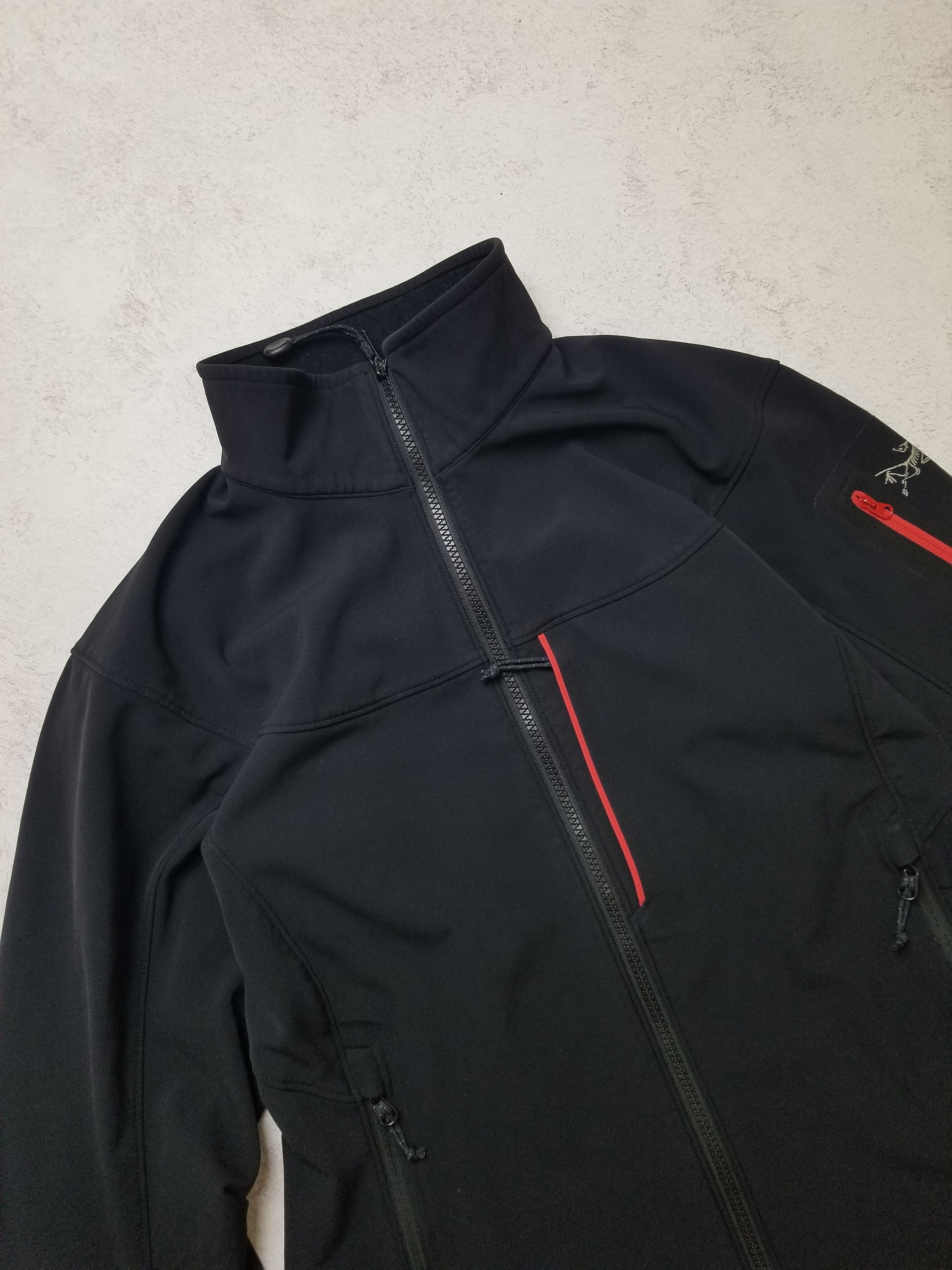 Arc'teryx Vintage Arc'teryx Gamma MX Softshell Jacket Size L / US 10 / IT 46 - 11 Thumbnail