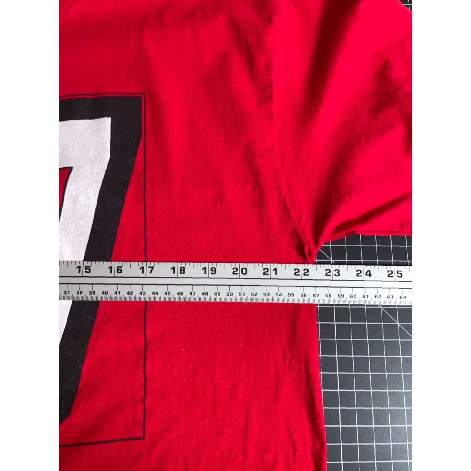 Disney VINTAGE Disney T-Shirt Mickey Mouse Adult XL Red 90s Cartoon Retro Walt Disney World Disney Designs tag 1997 Men Large Size US L / EU 52-54 / 3 - 5 Thumbnail