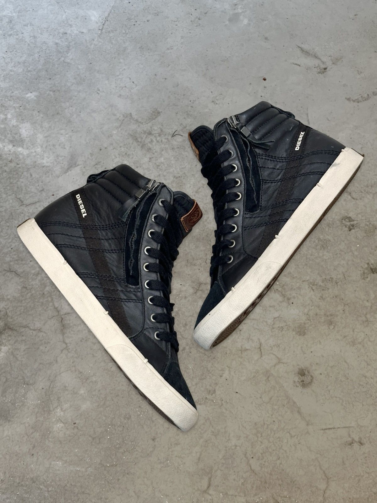 Diesel (FW15) D-STRING HI TOP Size US 9 / EU 42 - 3 Thumbnail