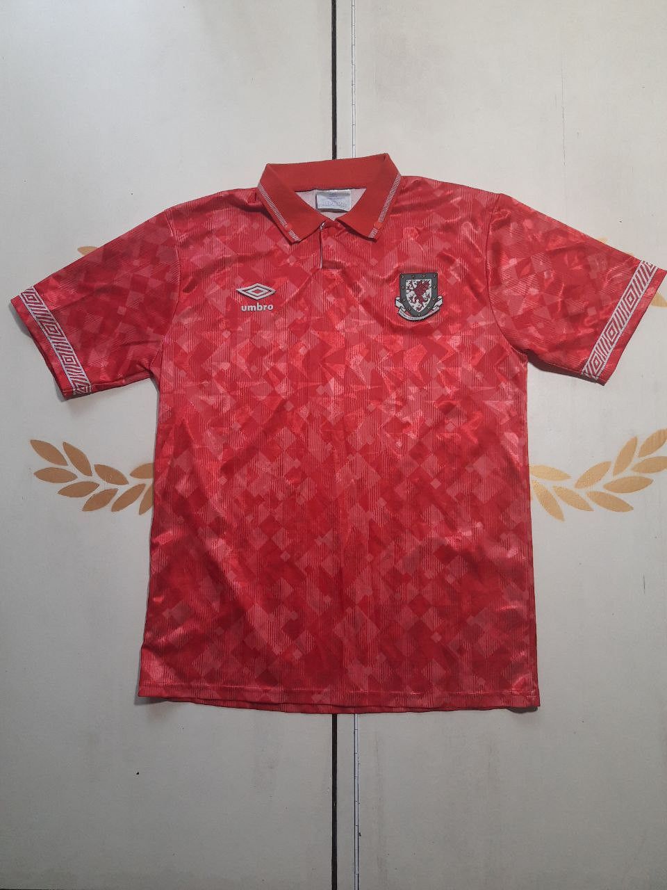 Umbro × Vintage Umbro Wales Jersey 1990-1992 Size US XL / EU 56 / 4 - 1 Thumbnail