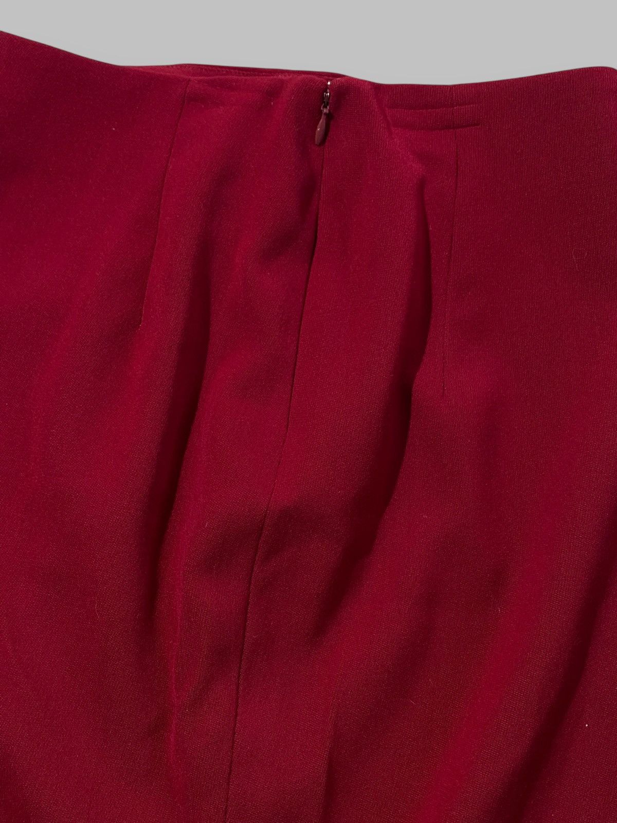 Ralph Lauren × Ralph Lauren Purple Label × Vintage Vintage Ralph Lauren Collection Purple Label Hot Red Skirt Size 30" / US 8 / IT 44 - 11 Thumbnail