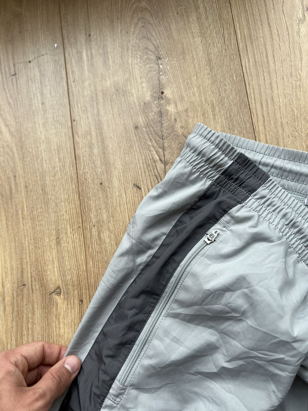 00’s NIKE BAGGY Y2K TRACK PANTS SWOOSH SPELLOUT LOGO