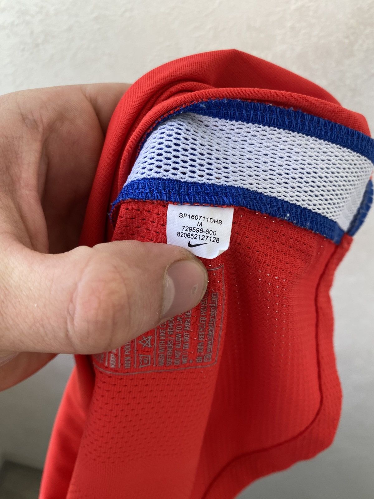 Nike ENGLAND 2016 PLAYER ISSUE #10 ROONEY FOOTBALL SHIRT NIKE Size US M / EU 48-50 / 2 - 23 Thumbnail