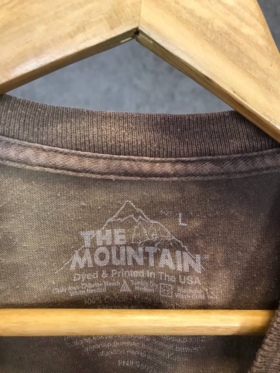 The Mountain × Vintage Tiger The Mountain 2011 made in USA animal vintage tee Size US L / EU 52-54 / 3 - 5 Thumbnail