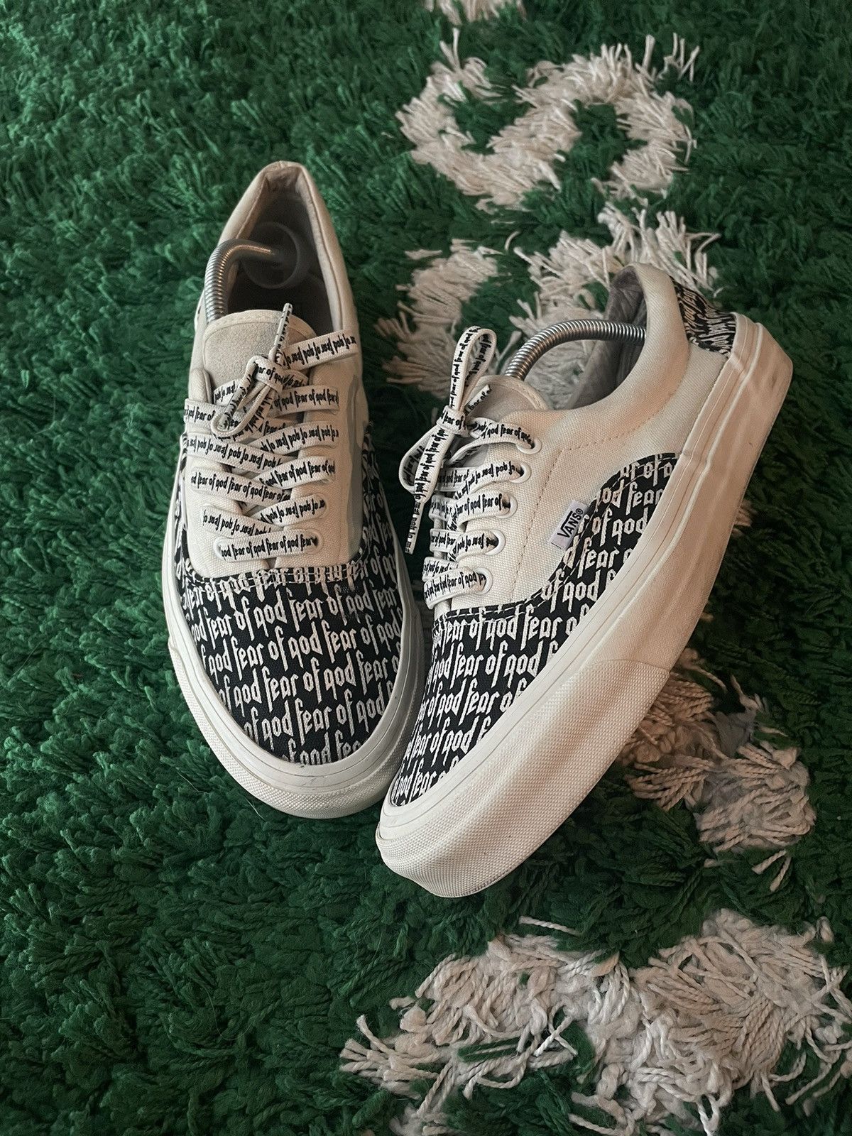 Fear of god vans best sale era 95 dx marshmallow