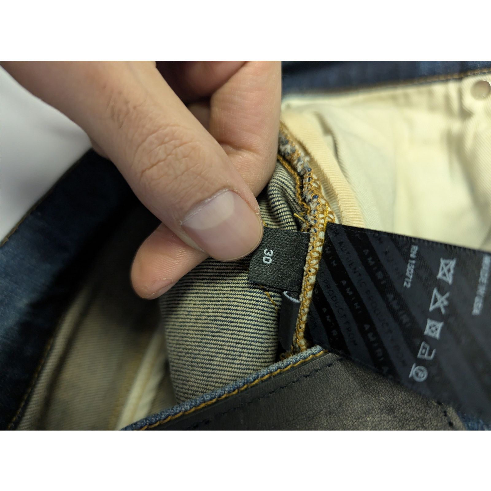Amiri o1rshd1 Q:2 / Bandana MX1 Denim Jeans in Deep Classic Size US 30 / EU 46 - 19 Thumbnail