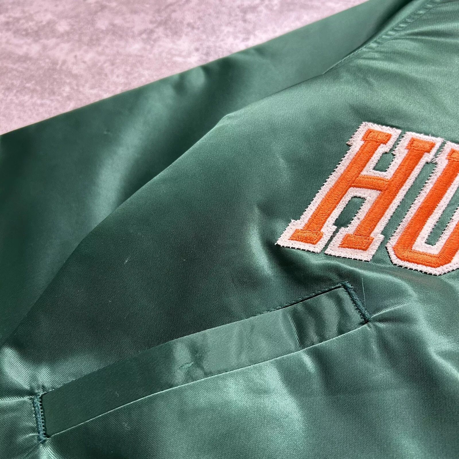 NCAA × Starter × Vintage MIAMI HURRICANES STARTER SATIN JACKET SPELLOUT SIZE S Size US S / EU 44-46 / 1 - 11 Thumbnail