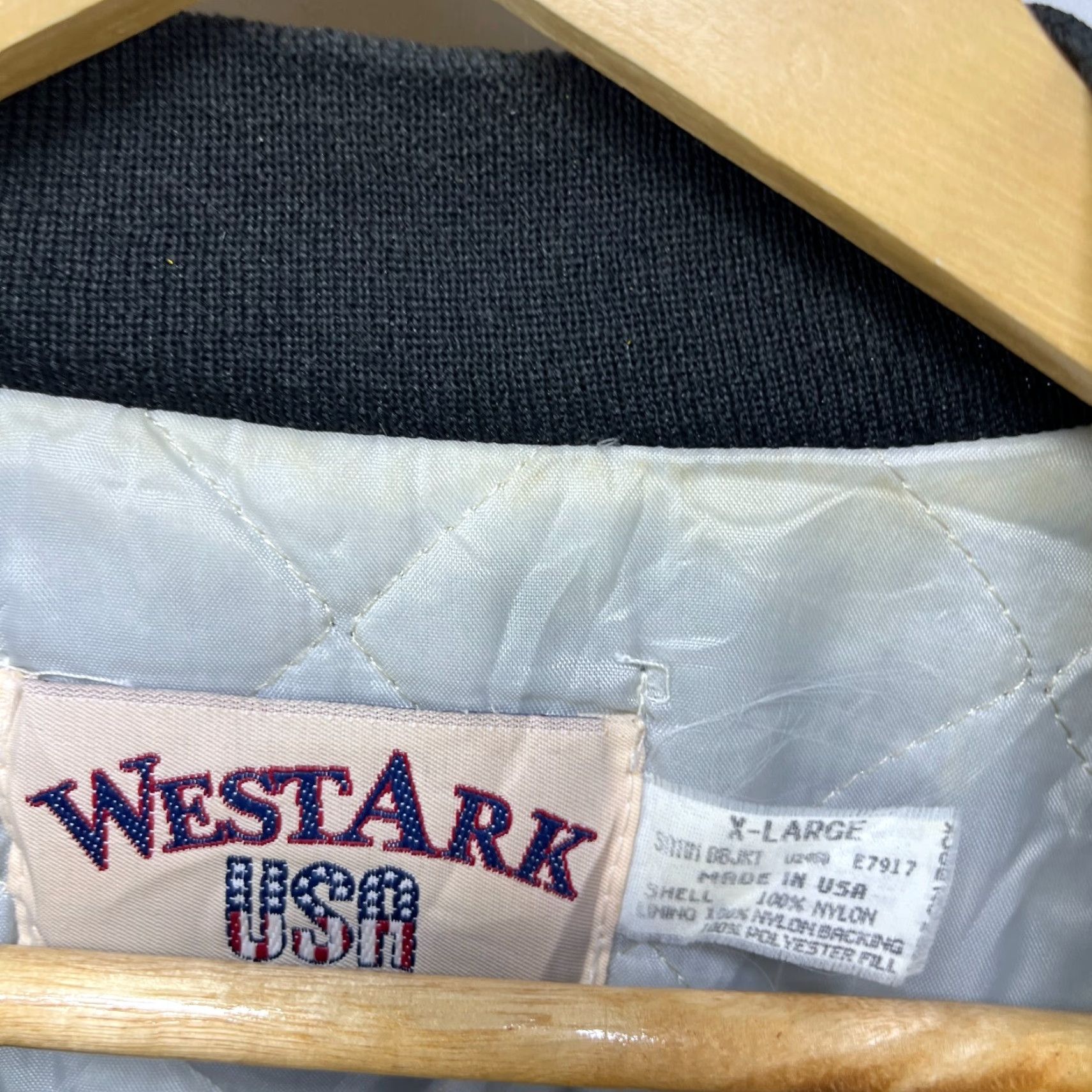 Vintage VINTAGE 80s CHEVROLET BOMBER JACKET XL SATIN HEARTBEAT OF AMERICA WEST ARK Size US XL / EU 56 / 4 - 5 Thumbnail