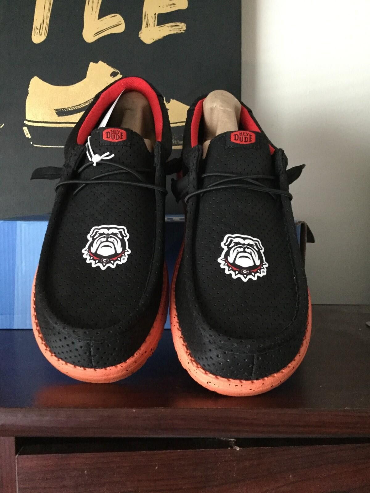 Other Hey Dudes Men Size 10 Georgia Bulldogs NCAA Football Size US 10 / EU 43 - 1 Thumbnail