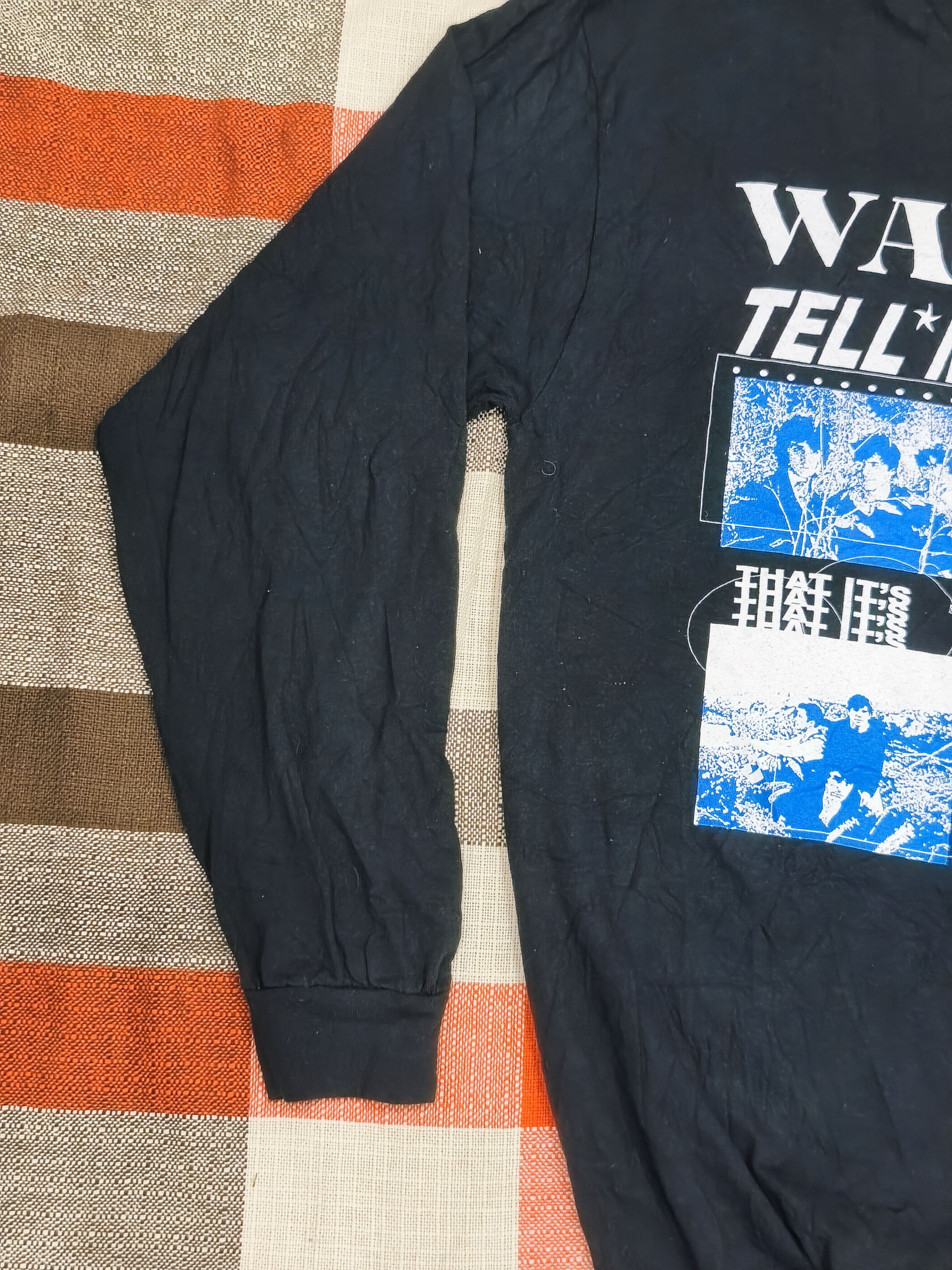 Band Tees Wallows tour 2022 tell me that it's over Large Size US L / EU 52-54 / 3 - 3 Thumbnail