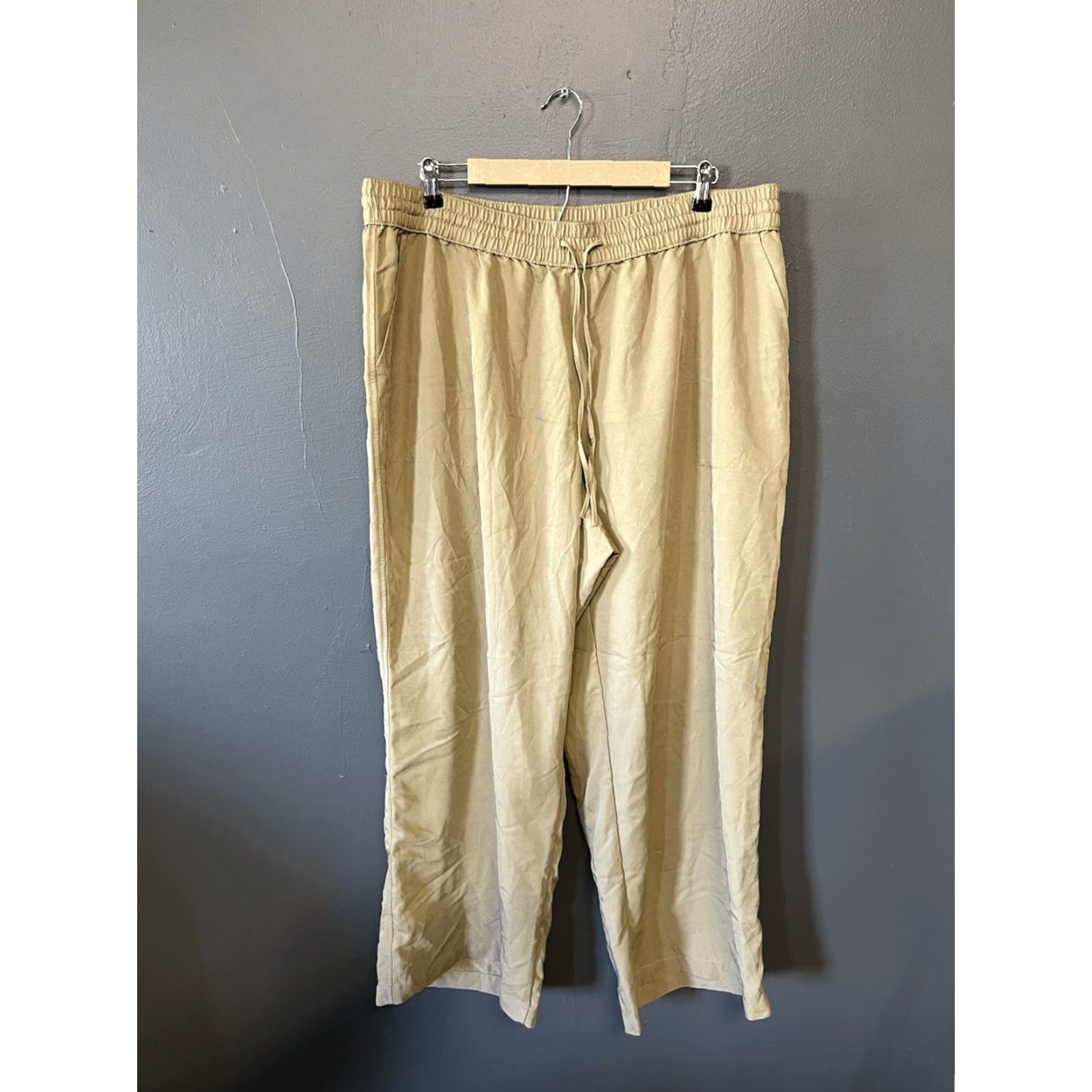 Lands' End Lands' End Womens Pants Yellow Wide-Leg Pull On 22W Chino Wide-Leg Yellow Womens Pants (22W) Size 40" / US 18 - 2 Thumbnail