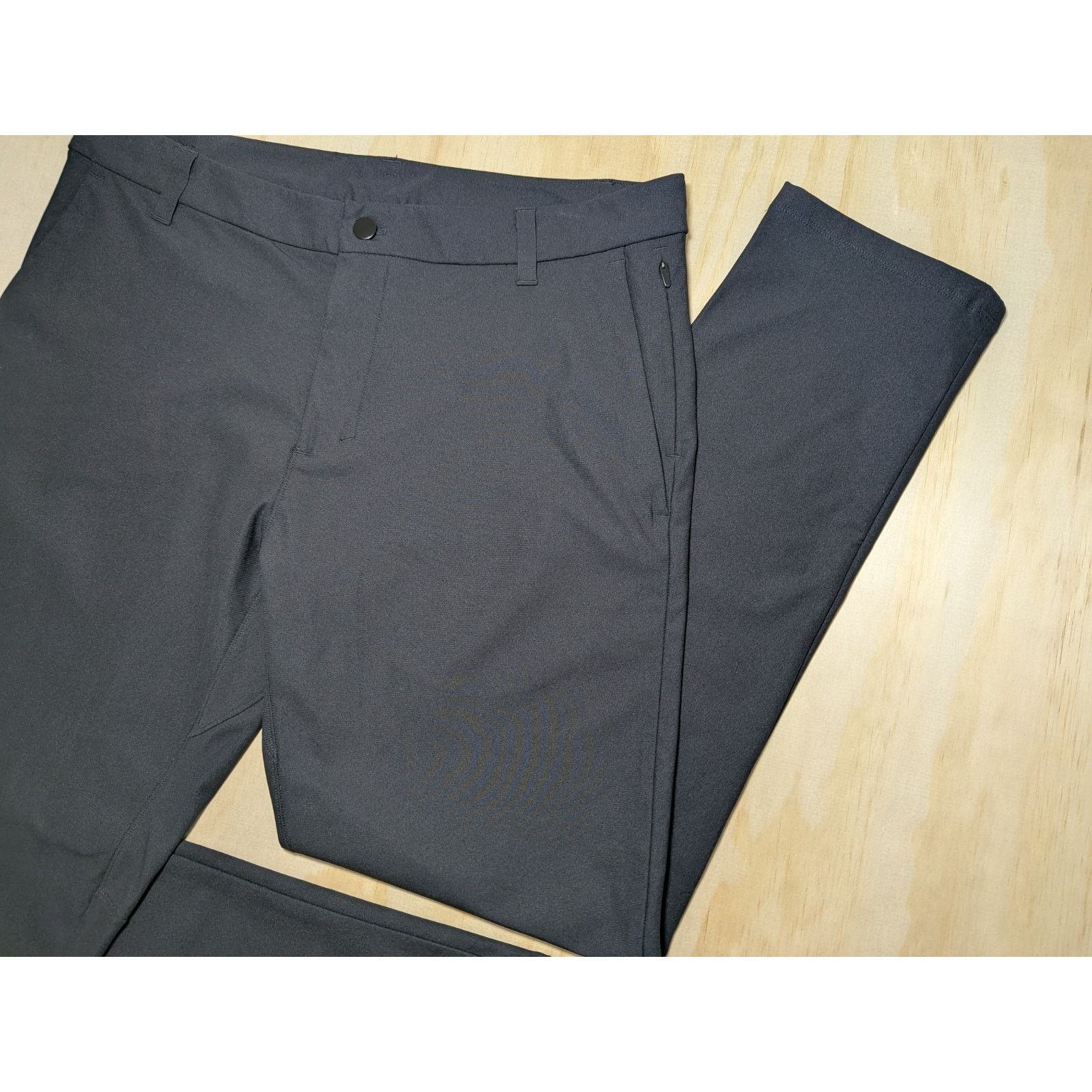 Lululemon Lululemon Men's Size 34x31 ABC Pants Black Stretch Size US 34 / EU 50 - 3 Thumbnail