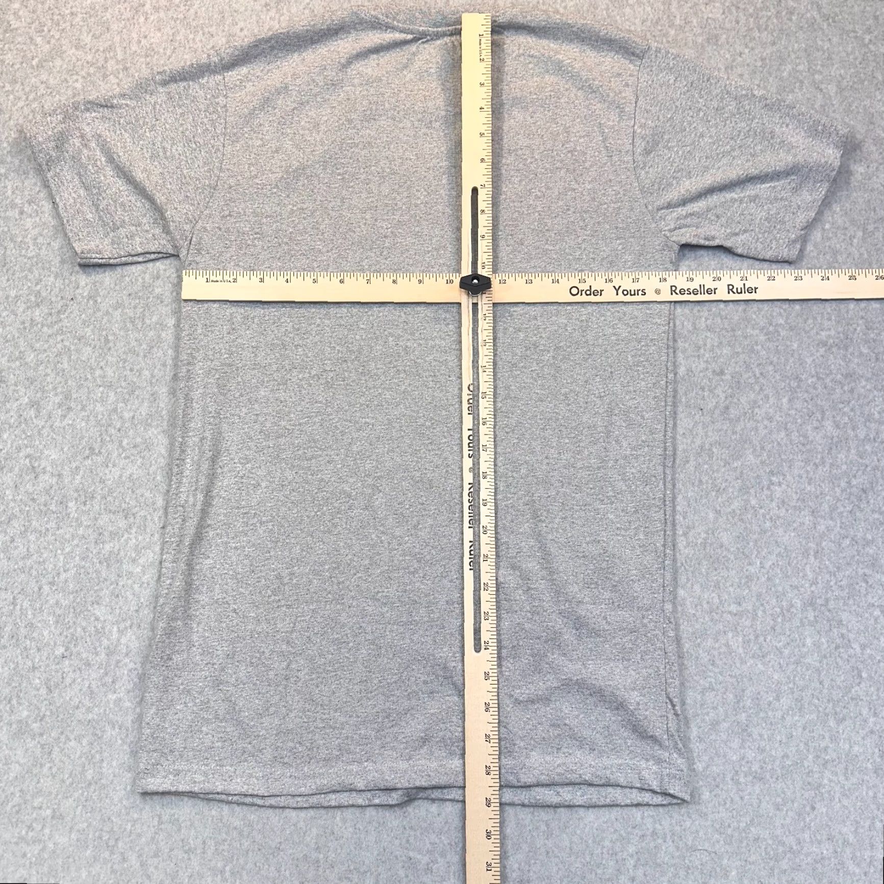 Vintage Marvel Avengers Men's Medium Heather Gray Tee T-Shirt Cartoon Graphic Print NWT Captain Thor Hulk Ironman Captain America Des. 2020s Size US M / EU 48-50 / 2 - 6 Thumbnail